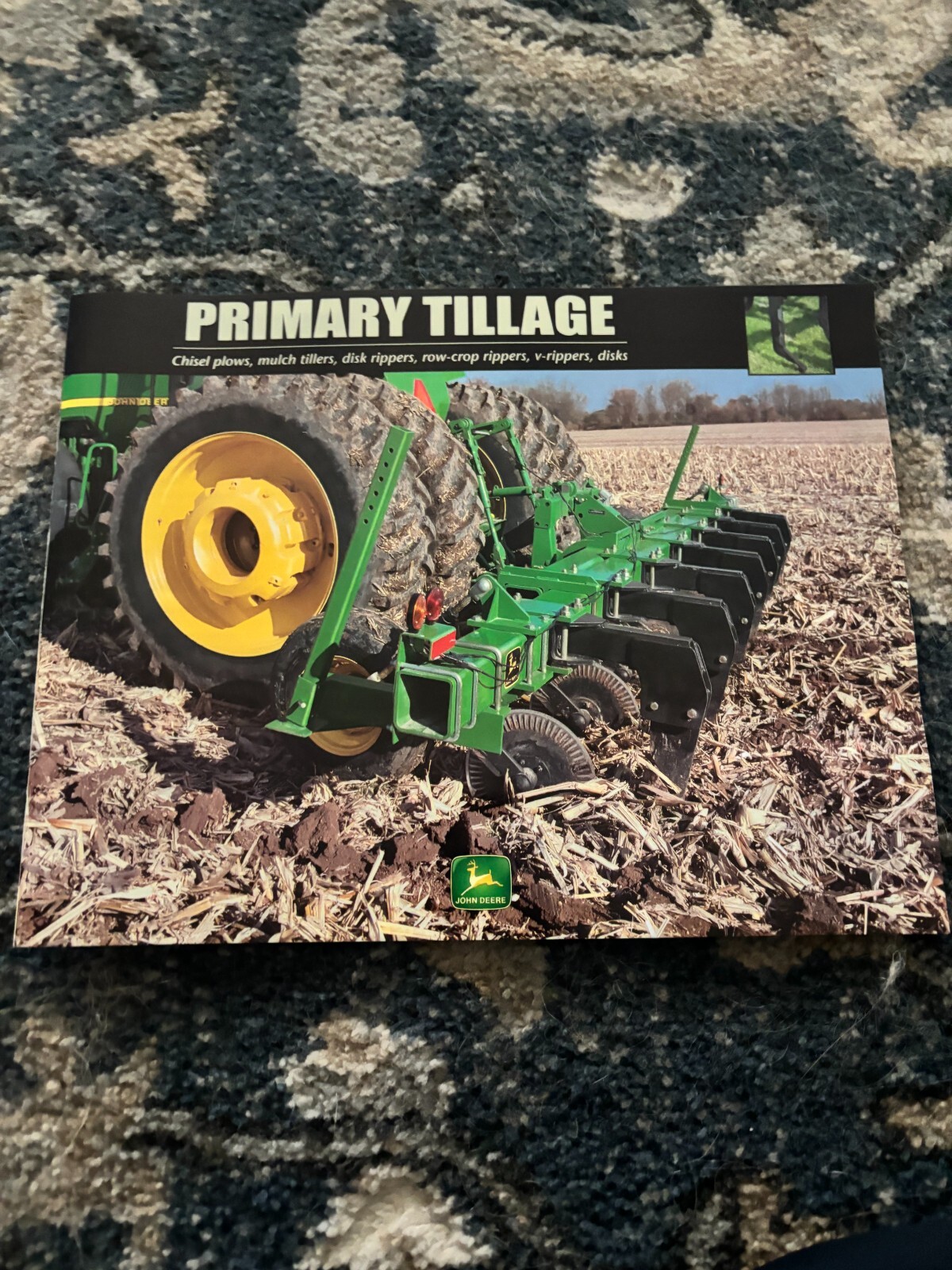 John Deere Primary Tillage Equipment for 1999 Brochure FCCA25