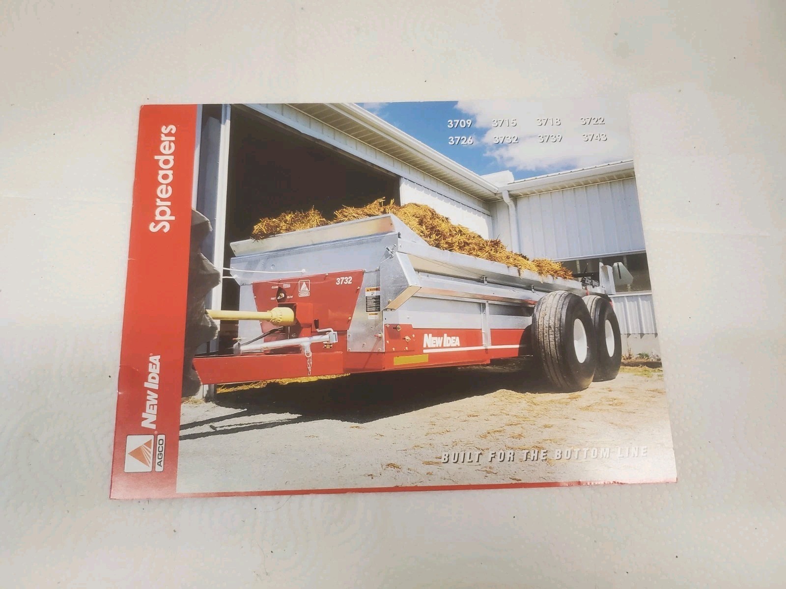 4 Page sales Brochure New Idea Manure Spreaders Agco 3732 Farm Livestock 2001