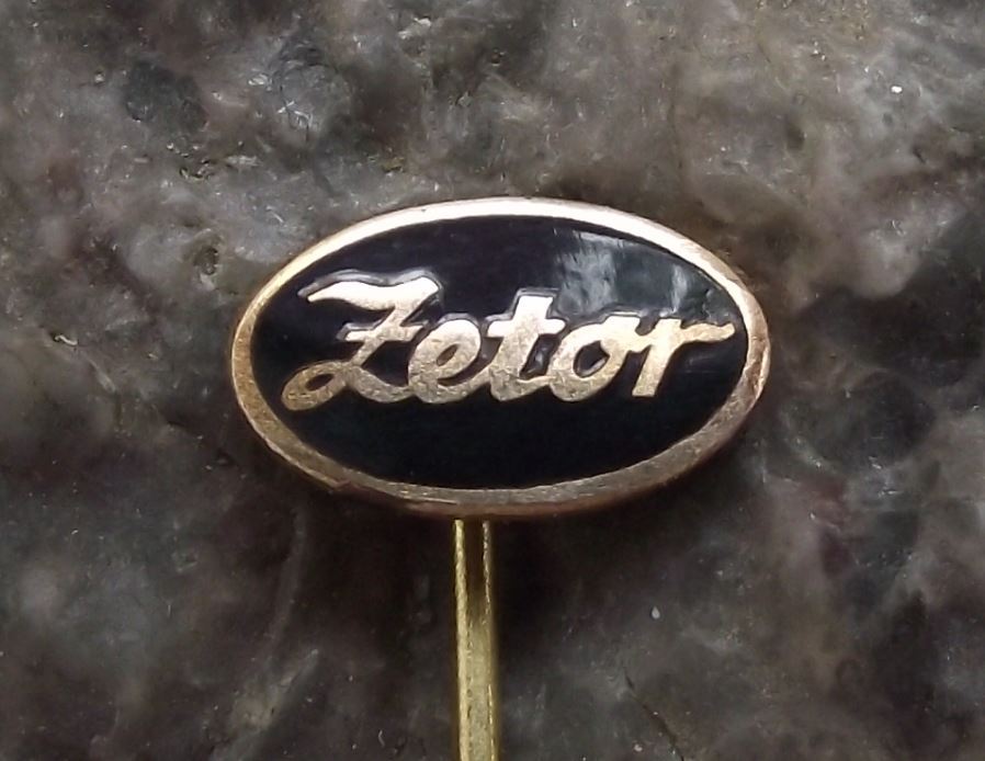 Oval Zetor Tractor Farming Farm Agricultural Machines Advertising Pin Badge