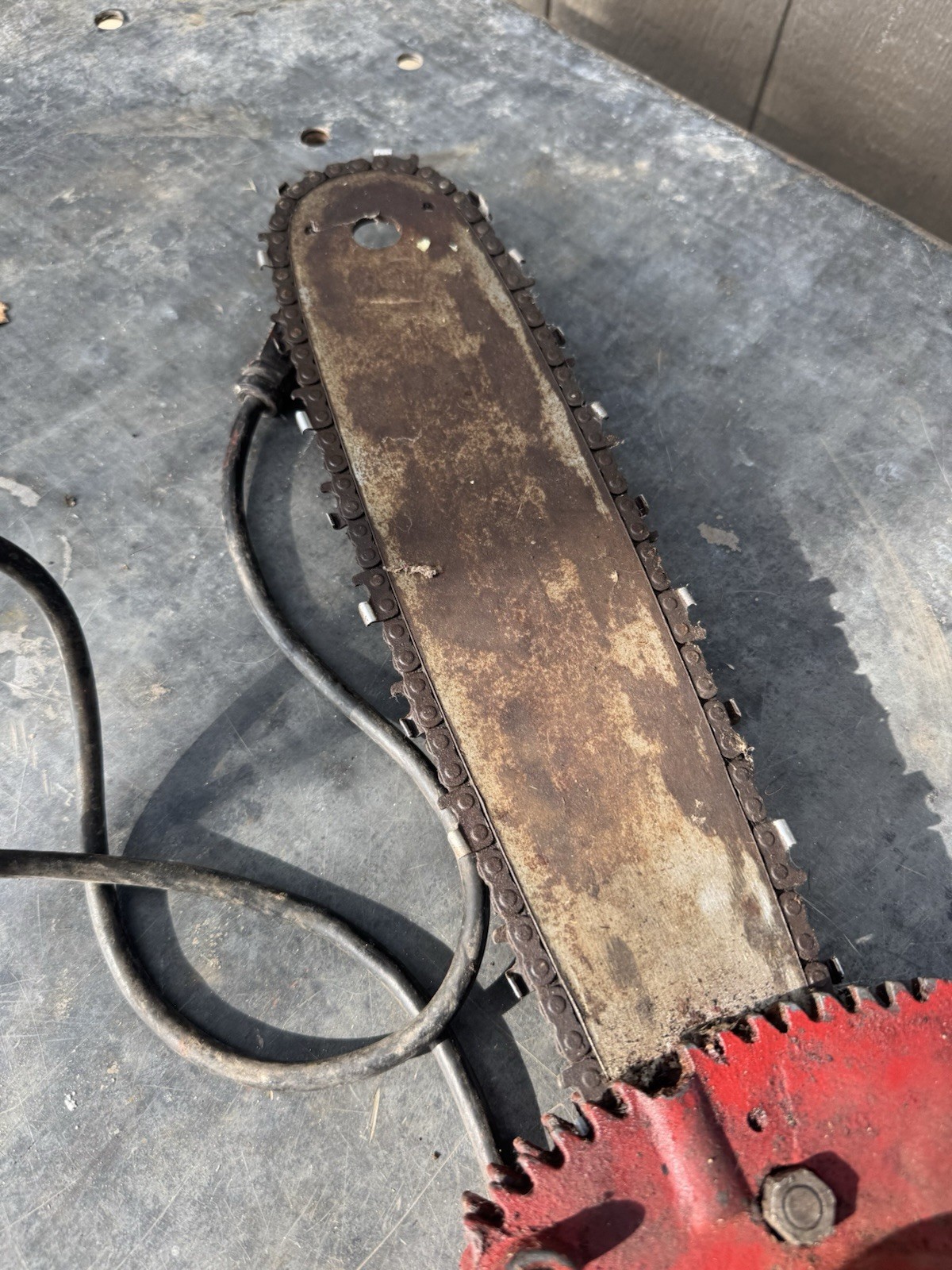 1952 Mall Tool Co Model 1E12 Electric Hand Chain Saw Very Hard Too Find