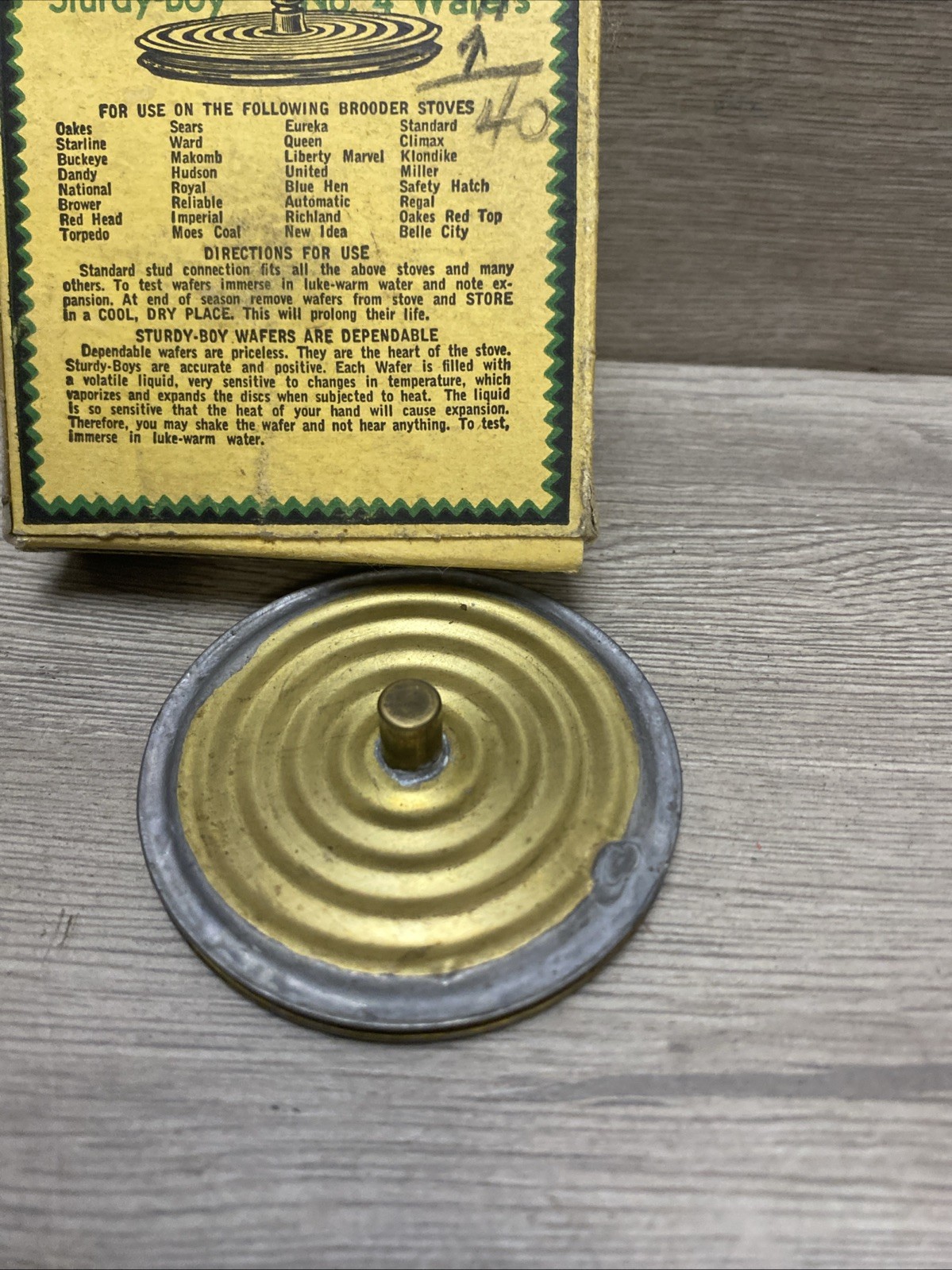 New Old Stock Oakes Sturdy Boy No. 4 Coal Brooder Wafer