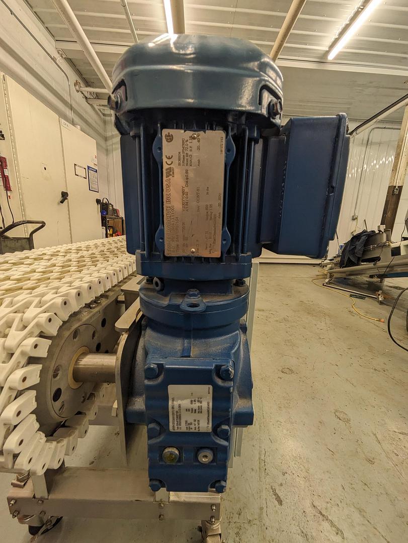 incline conveyor, multi outlet control panel, casters
