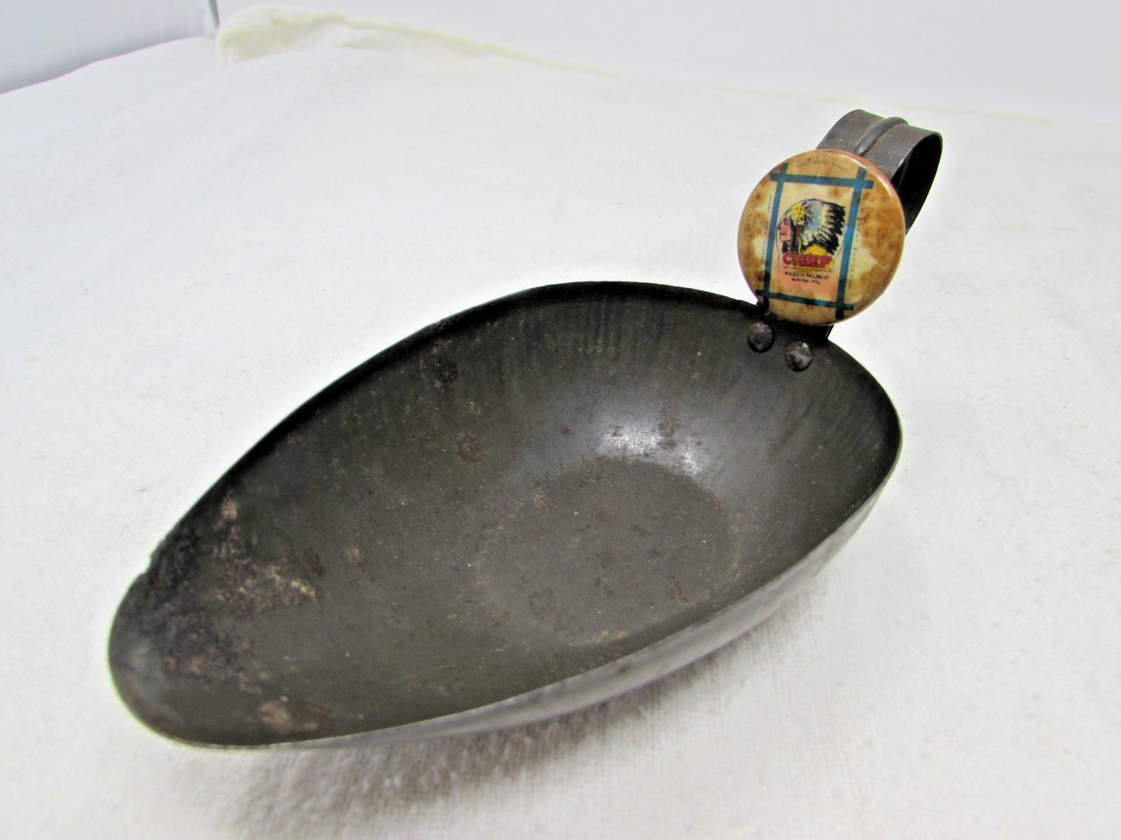 Antique Aurora Mo. Chief Majestic Milling Co. Flour Scoop