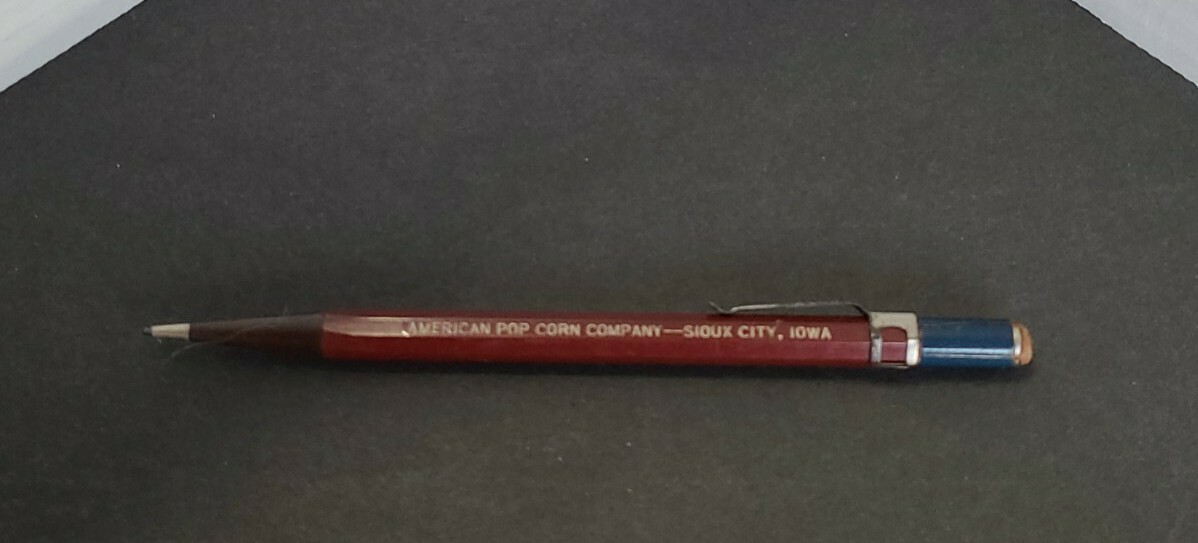 Unusual 1940s American Pop corn Co. Mechanical Pencil Sioux City Iowa