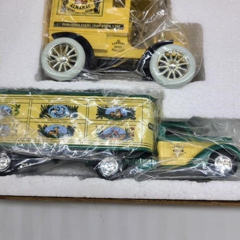 Old Farmers Almanac 1792 -1992 Anniversary Classic Truck Bank Collection Vintage