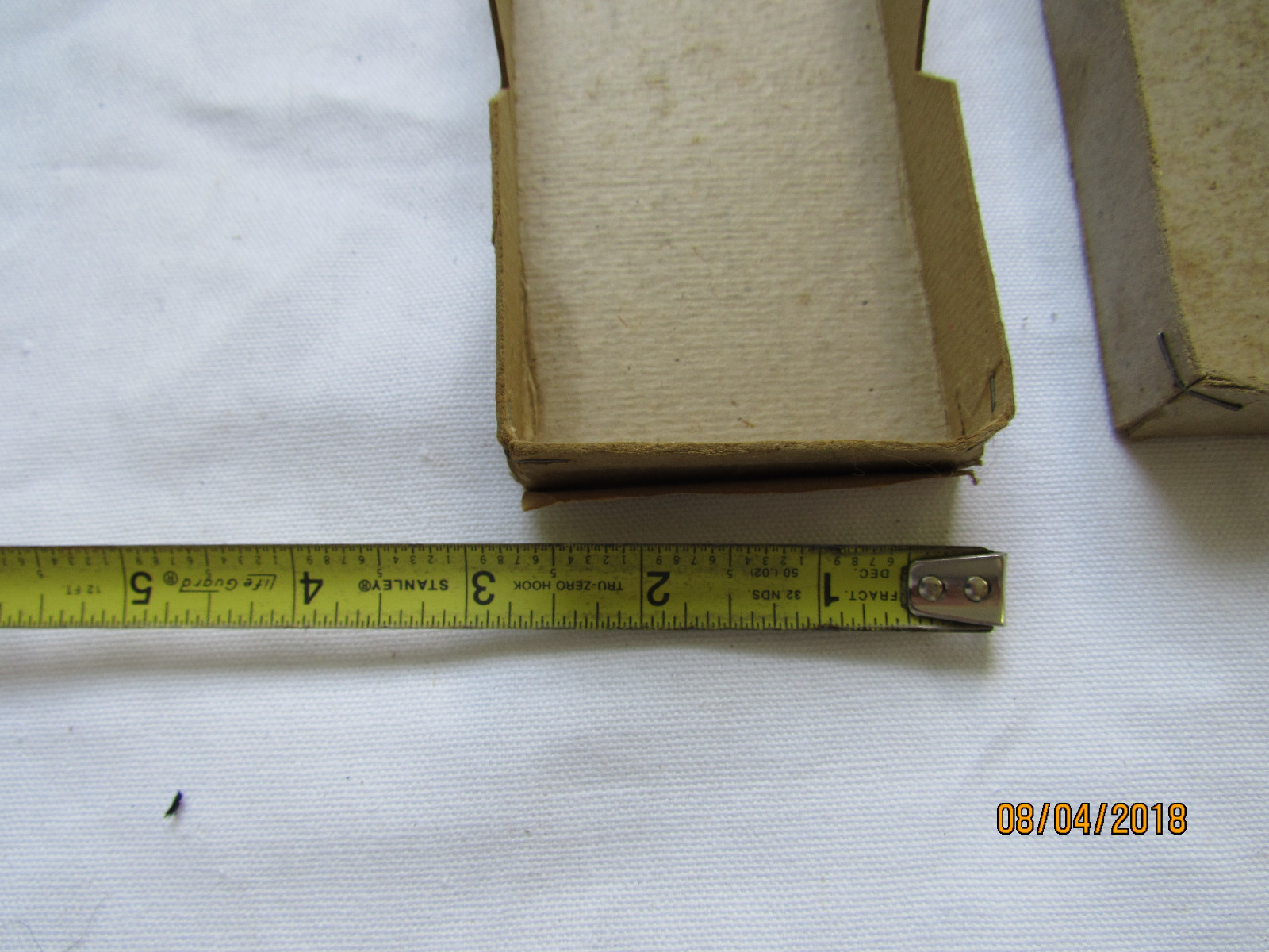 Vintage Advertising VICTOR Poultry Chicken Leg Bands Empty Cardboard Farm Box