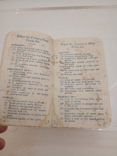 1950 Royster Guano Fertilizer Advertising Farm Calendar Pocket Memo Book Vintage