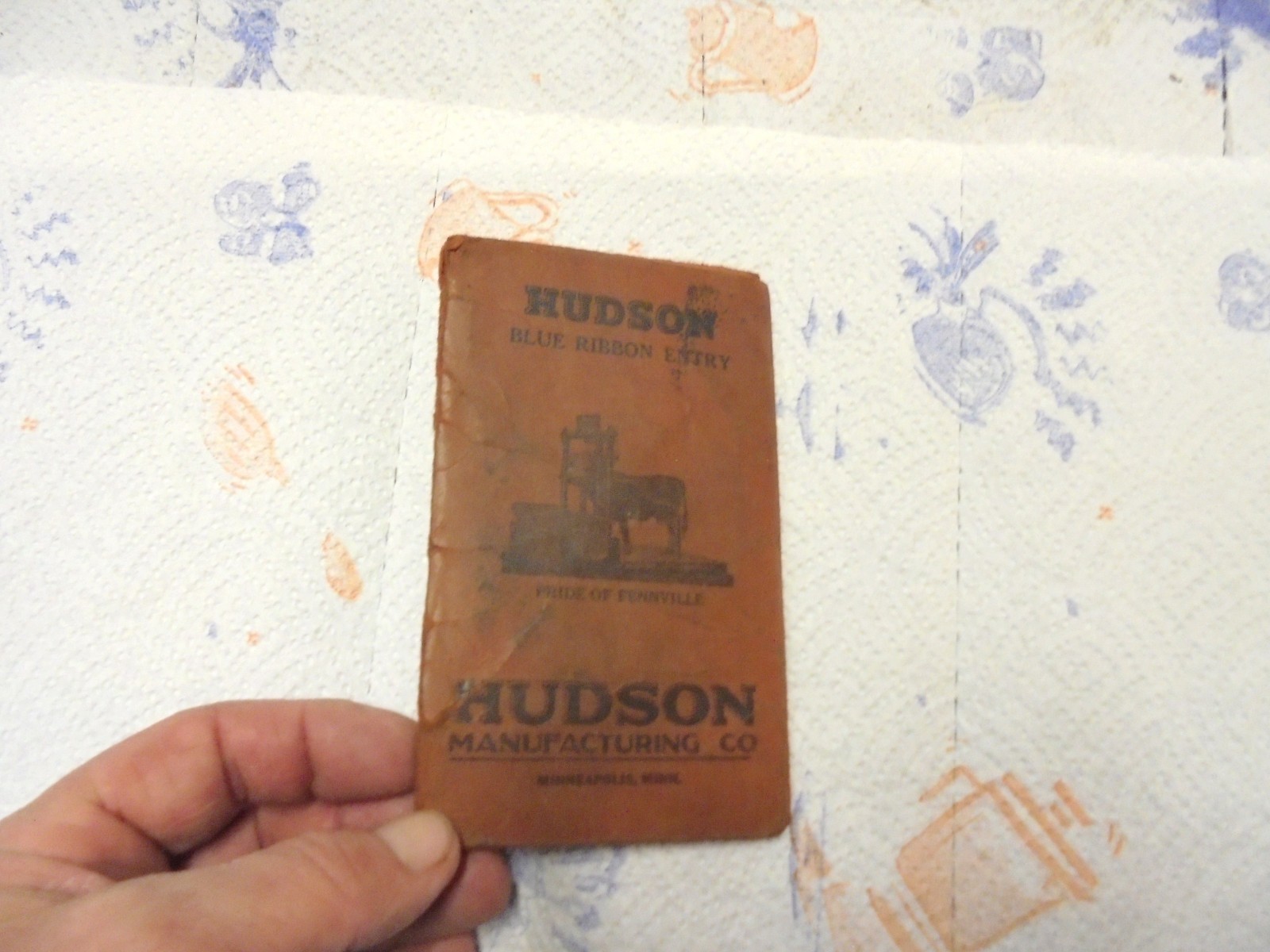 small folder hudson manufacturing minneapolis minnesota sprayers livestock equip