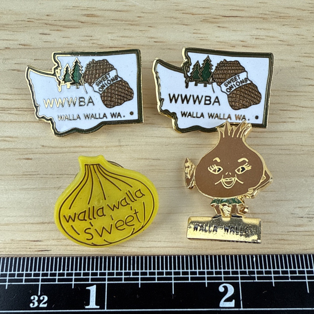 4 Walla Walla Sweet Yellow Onion Advertising Pins Washington State Agriculture