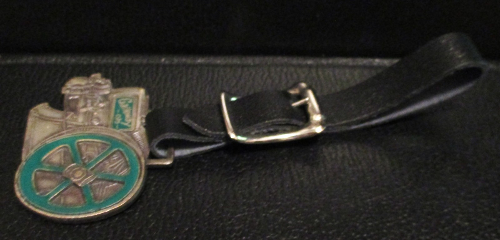 The Galloway Company Waterloo Iowa 5 HP Hit Miss Engine Pocket Watch Fob FOM 14
