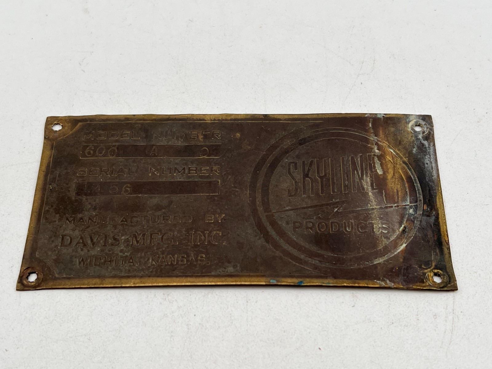Vintage Davis Mfg. Inc. Wichita, Kansas KS Skyline Products Brass Tag / Plate