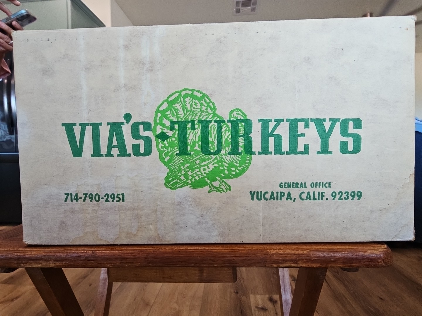 Vintage Cardbord Box Via&rsquo;s Turkeys Yucaipa Ca. 17×11&Prime; Good HANDLES 👍 1970&rsquo;s