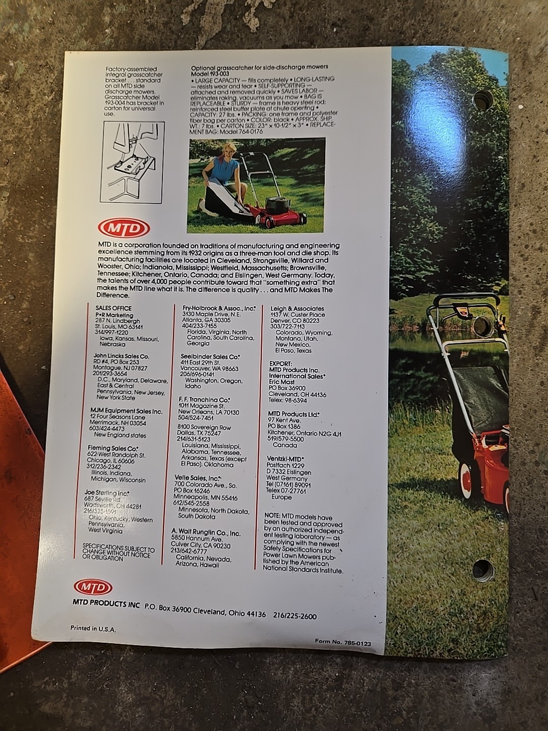 1983 MTD Lawnflite Power Mowers Brochure Catalog Point Of Sale