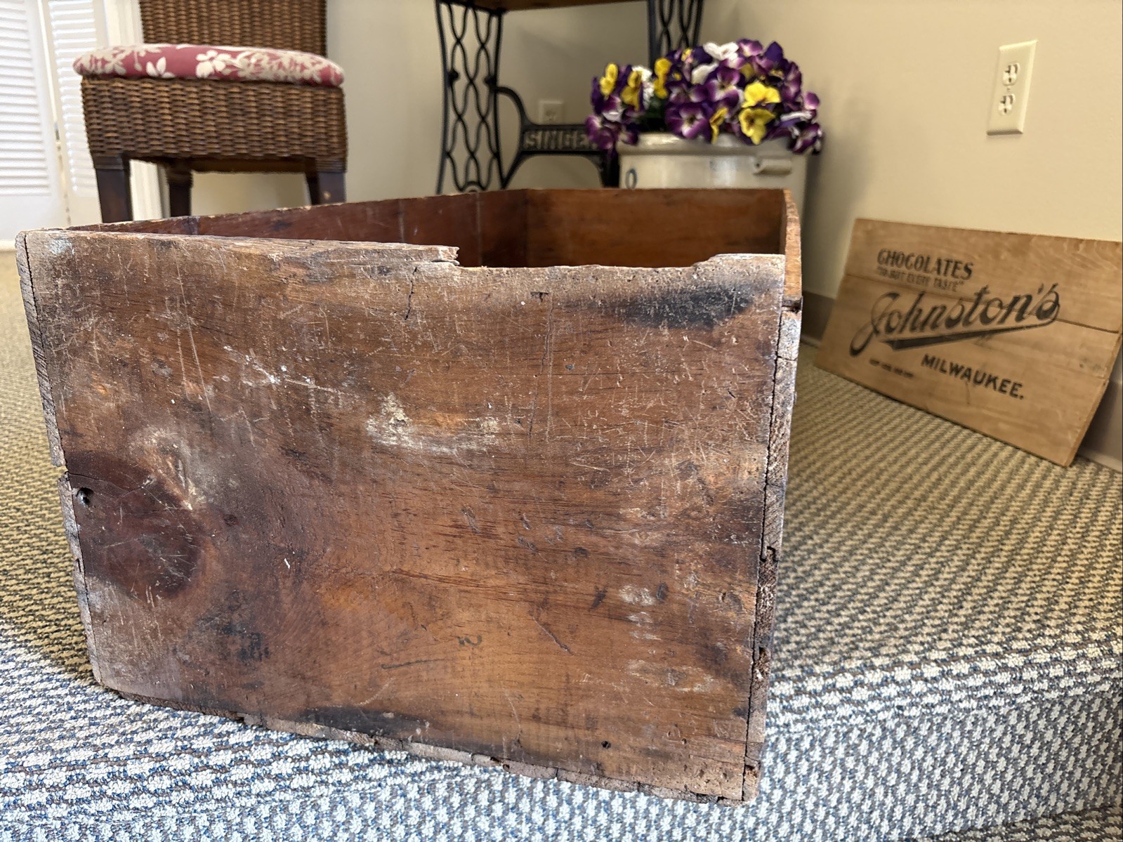 XL Antique Wooden Crate Beals & Torrey Shoe Co. Milwaukee Wisconsin Boot Box