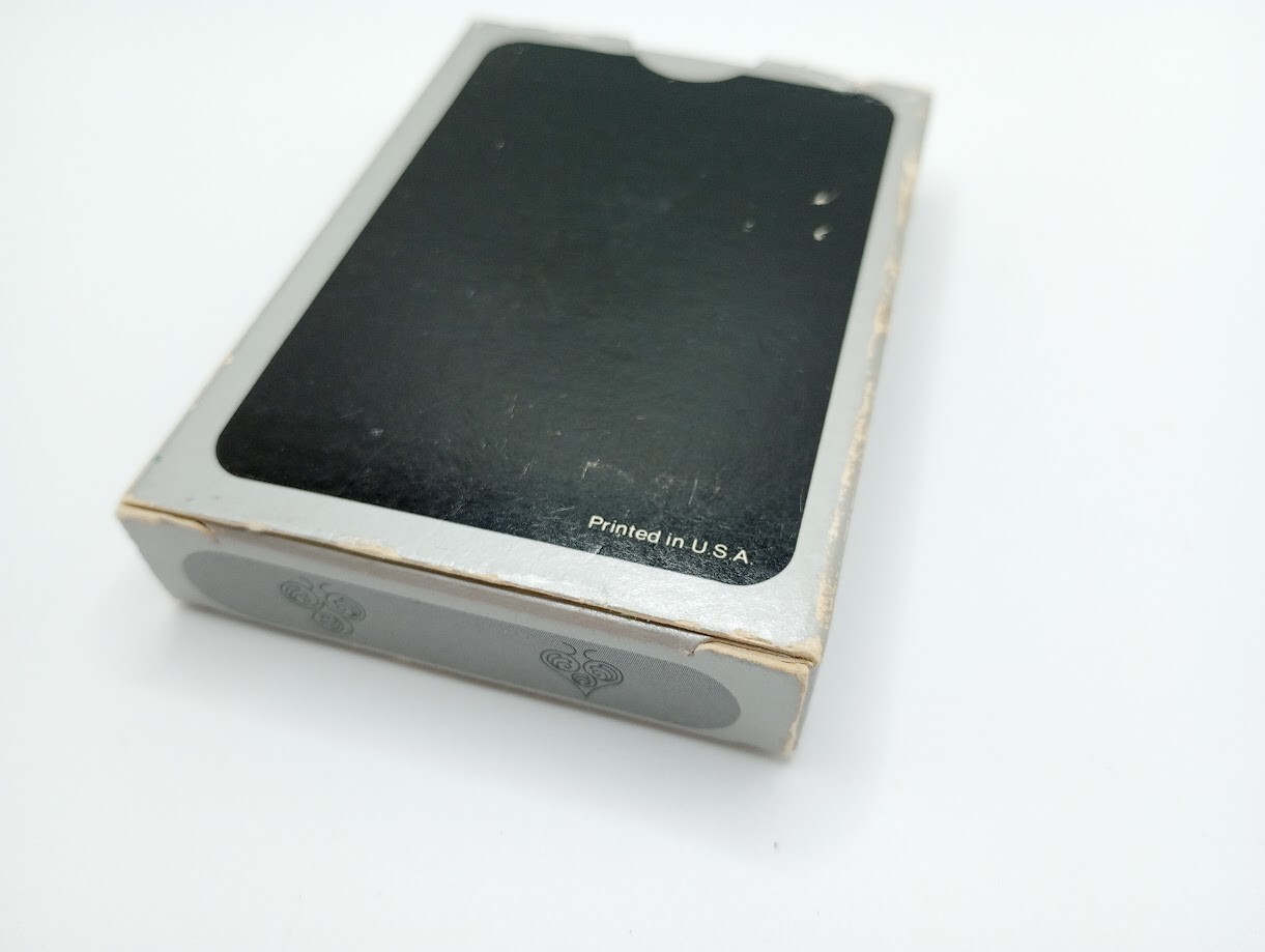 —Vtg sealed deck Versatile combine playing cards