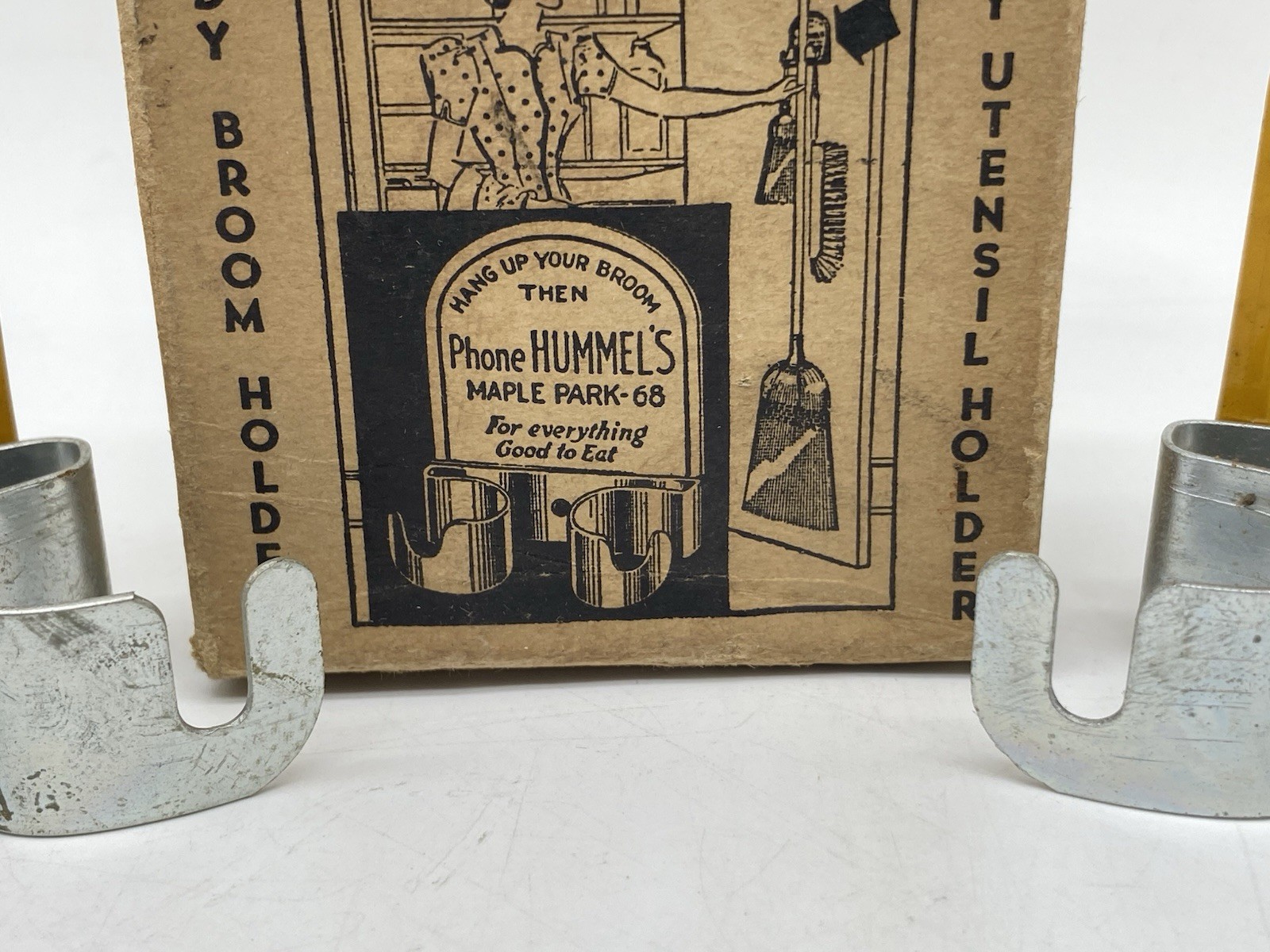 VTH Handy Broom & Utensil Holder w Original Box Minneapolis Moline Tractor
