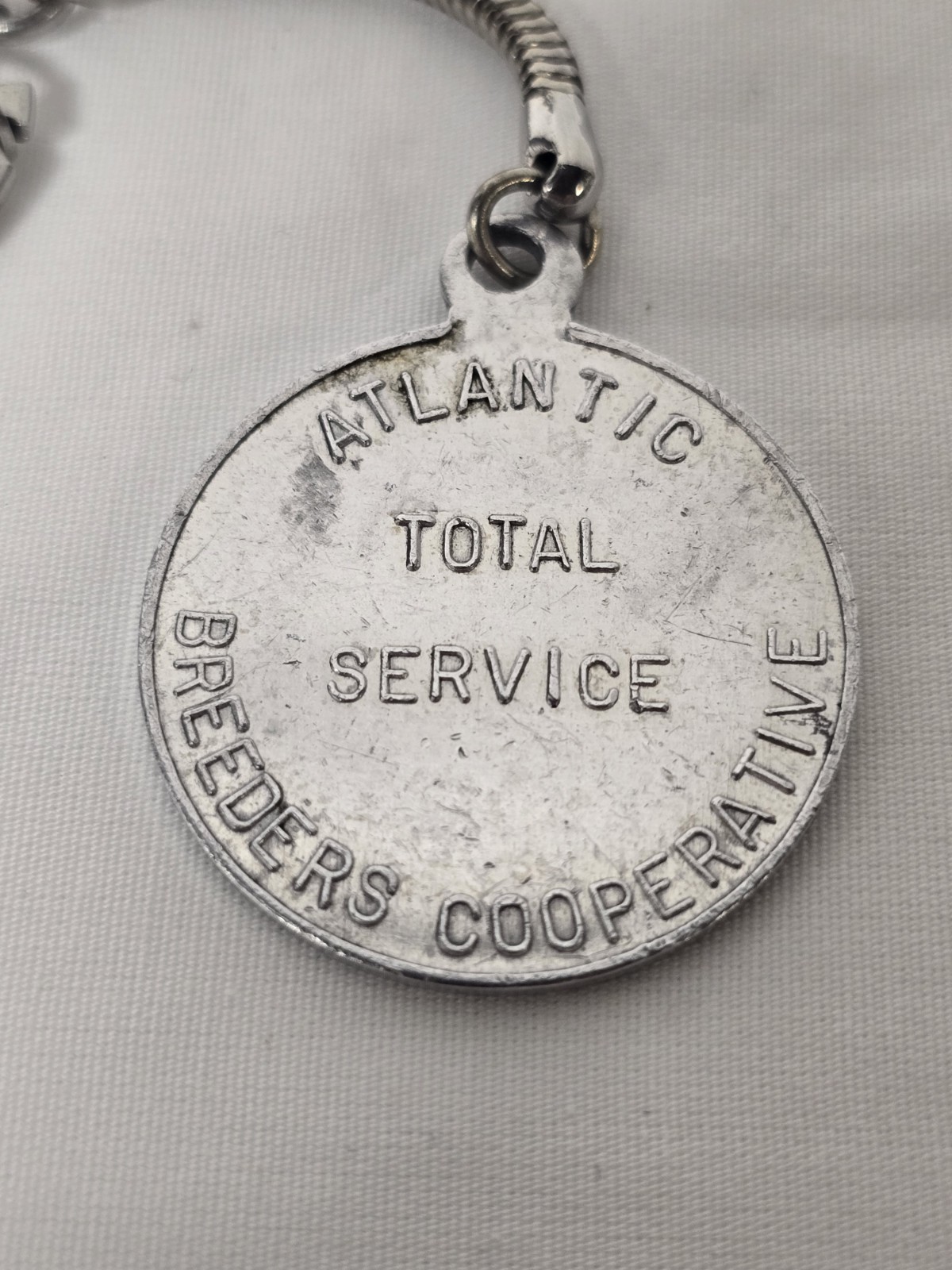 VINTAGE BULL BREEDED ABC ATLANTIC BREEDERS COOPERATIVE TOTAL SERVICE KEYCHAIN