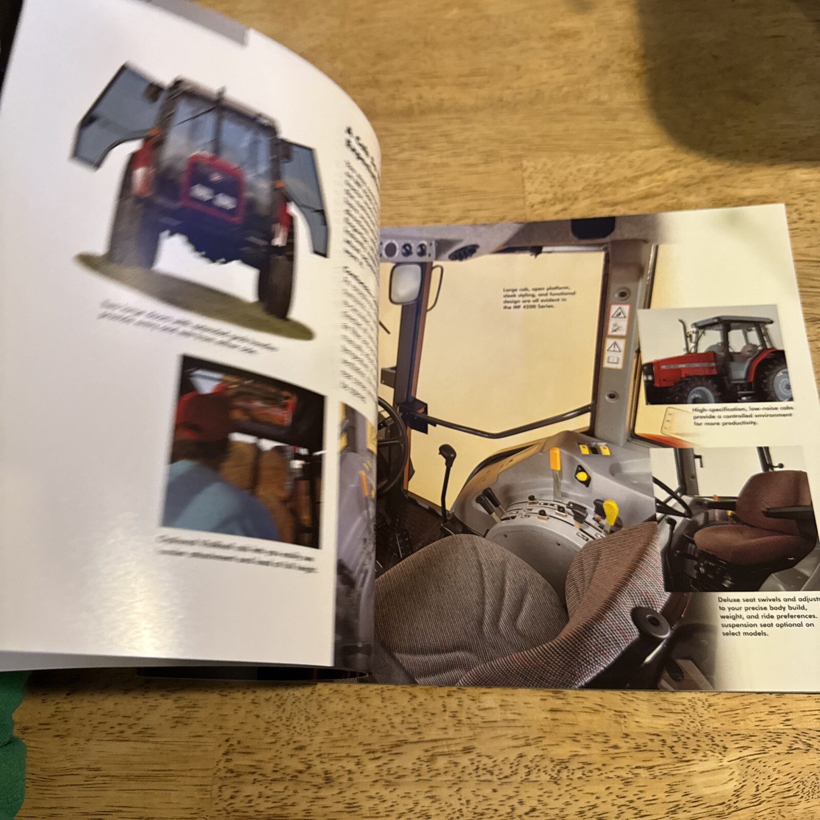 2001 MASSEY FERGUSON 4200 Series 55-99 PTO HP Tractors Sales Brochure