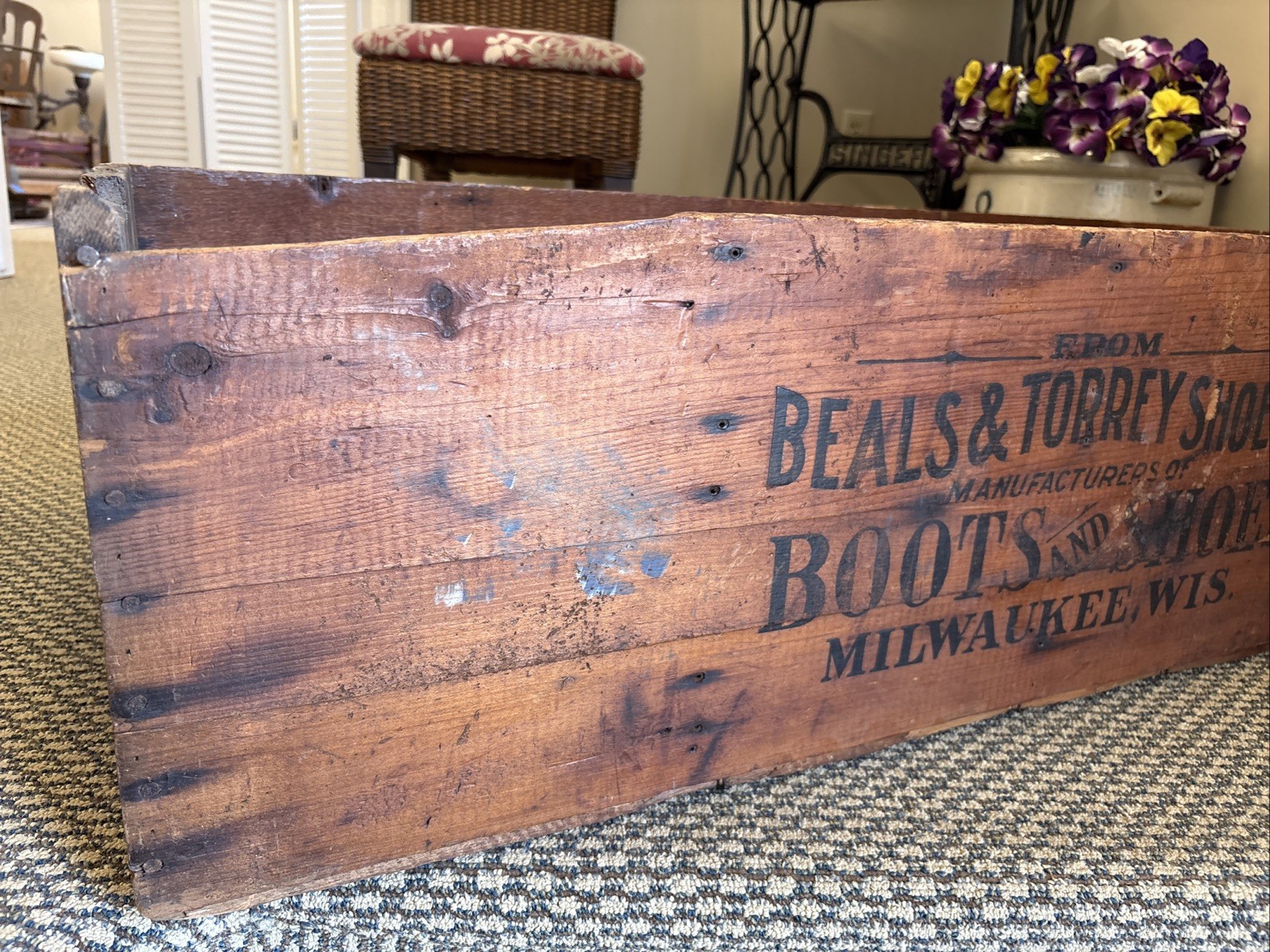 XL Antique Wooden Crate Beals & Torrey Shoe Co. Milwaukee Wisconsin Boot Box