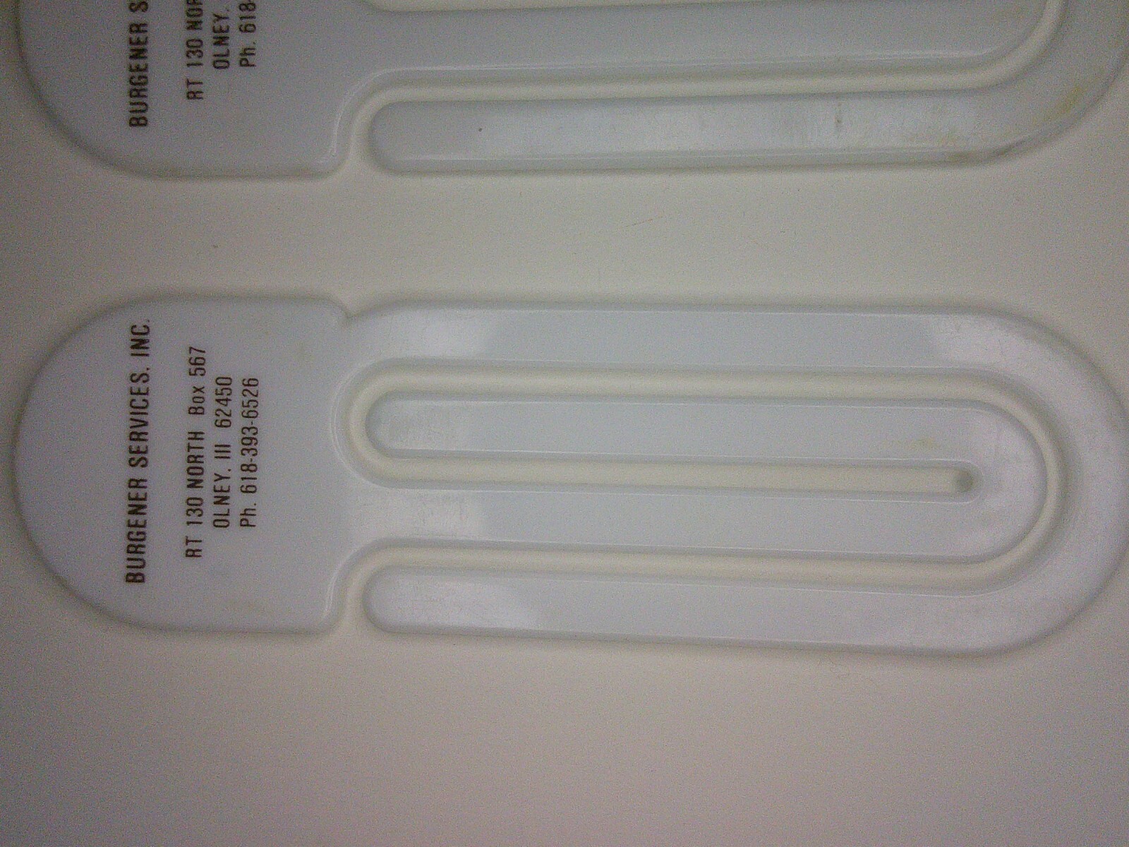 Burgener services Only, Ill 2 large plastic paper clips in excellent cond. Z150
