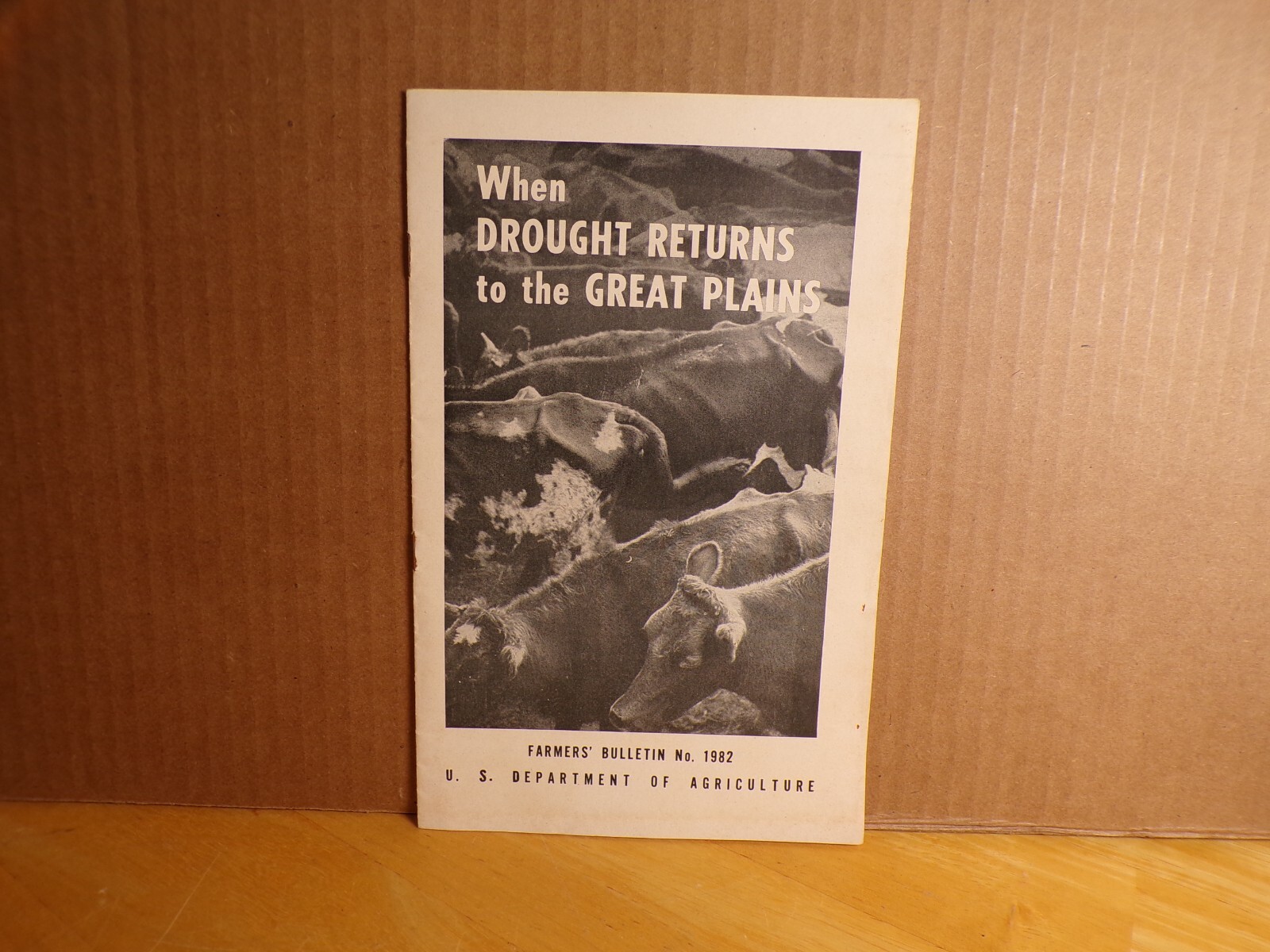 1939-1954 Lot of 8 US Department Of Agriculture Bulletins Farming corn-Oats-ETC