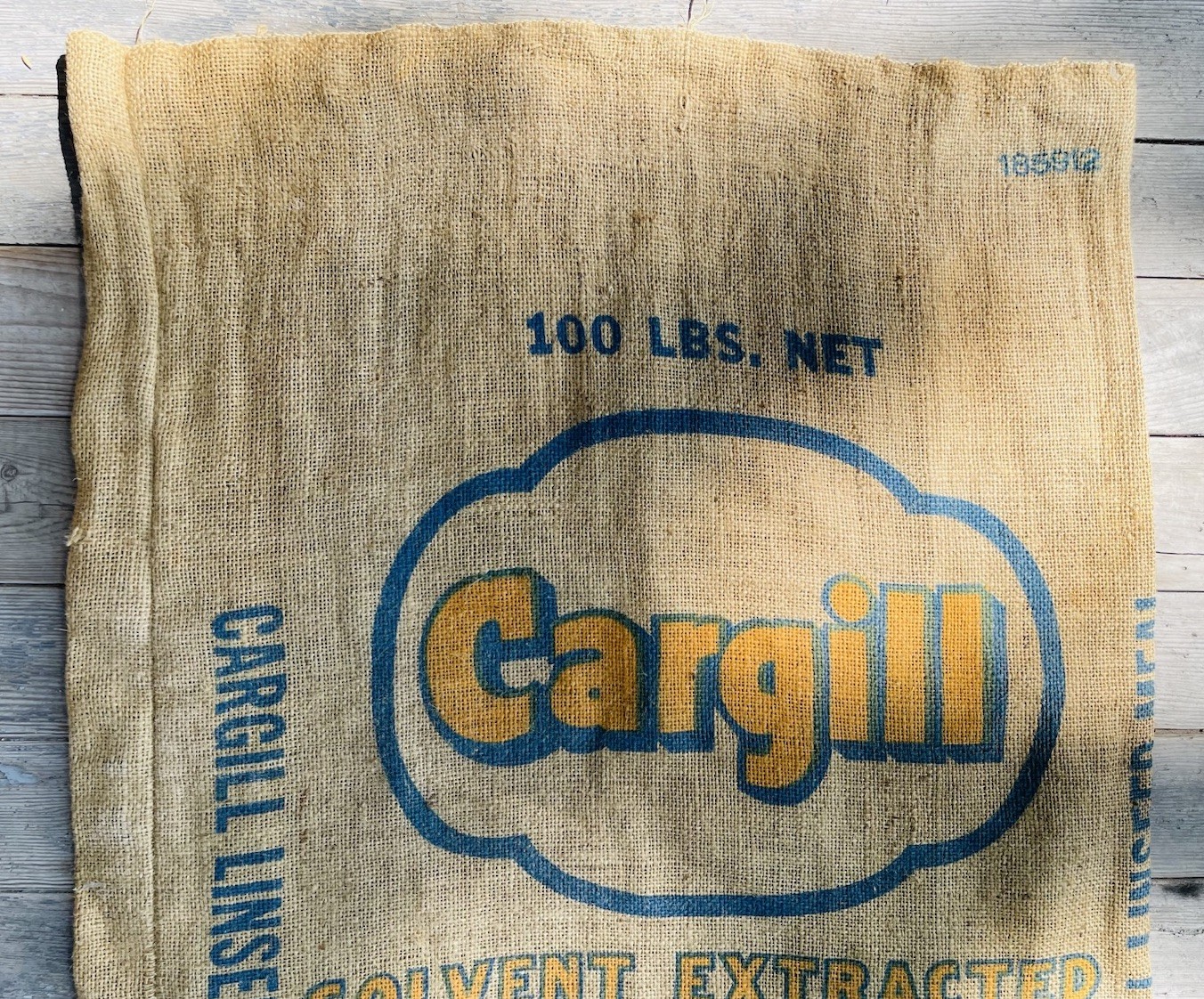 VTG BURLAP BAG CARGILL INC. LINSEED OIL MEAL SOLVENT EXTRACTED 100 LBS MINNESOTA