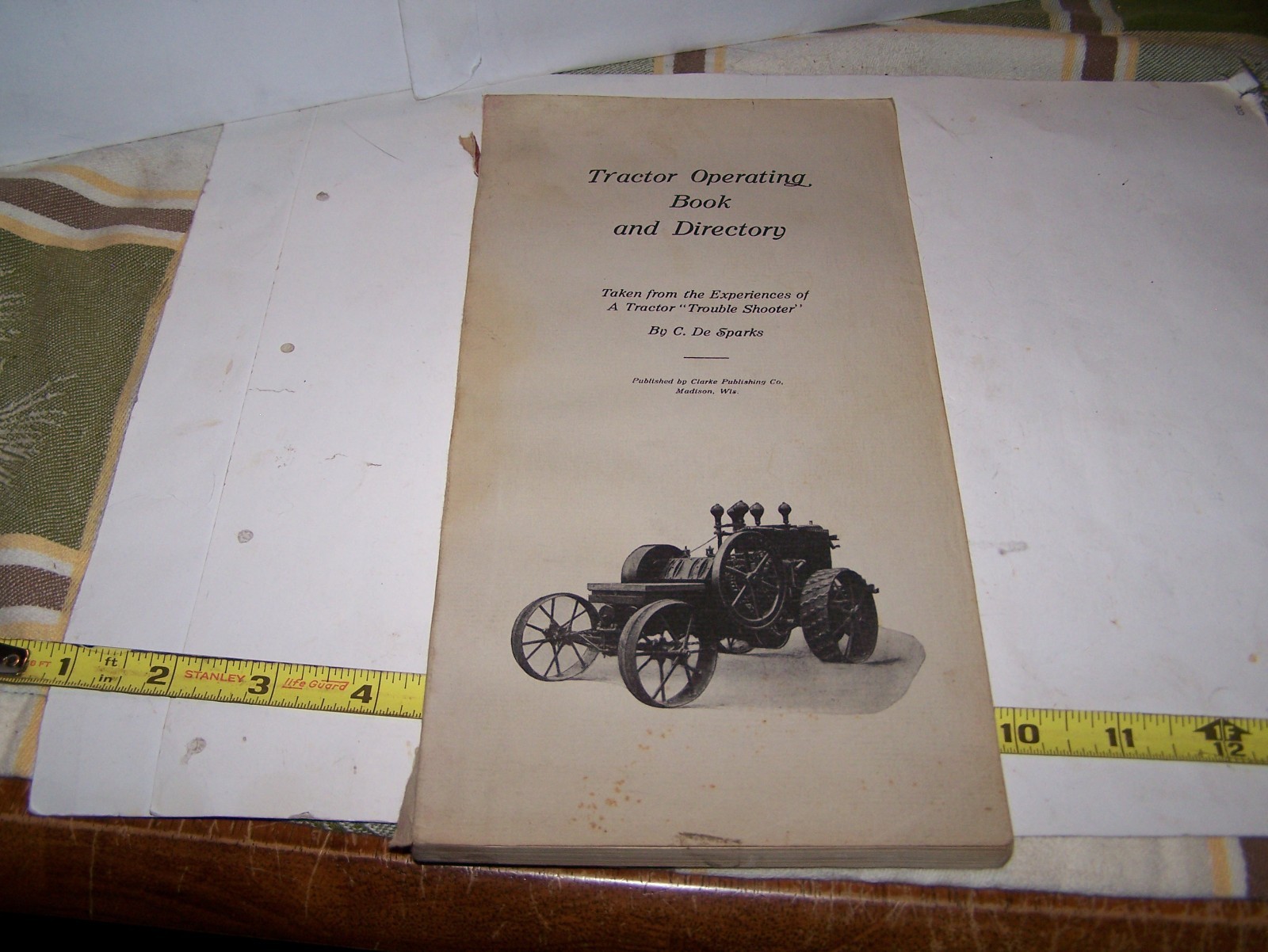1919 TRACTOR OPERATING BOOK DIRECTORY Catalog Hit Miss Engine Magneto Oiler