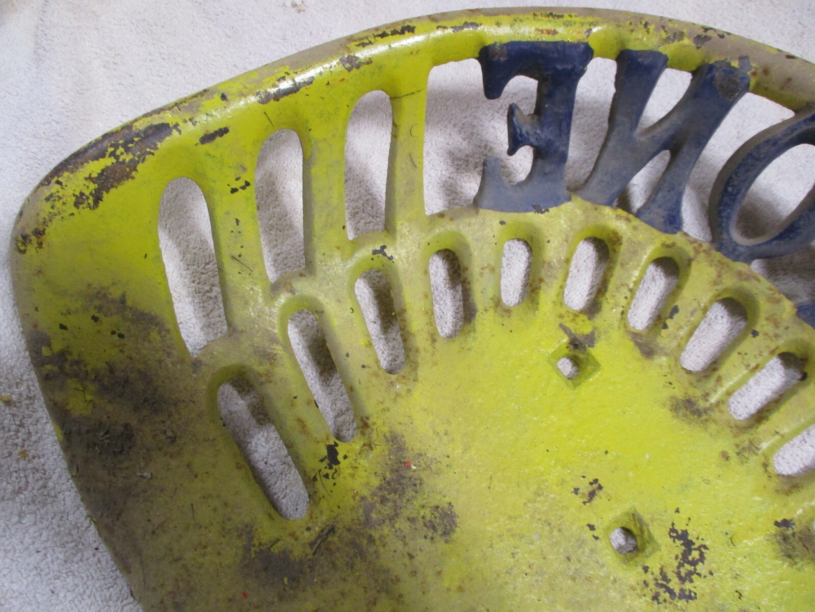 Vintage Keystone Cast Iron Tractor Seat Antique Farm