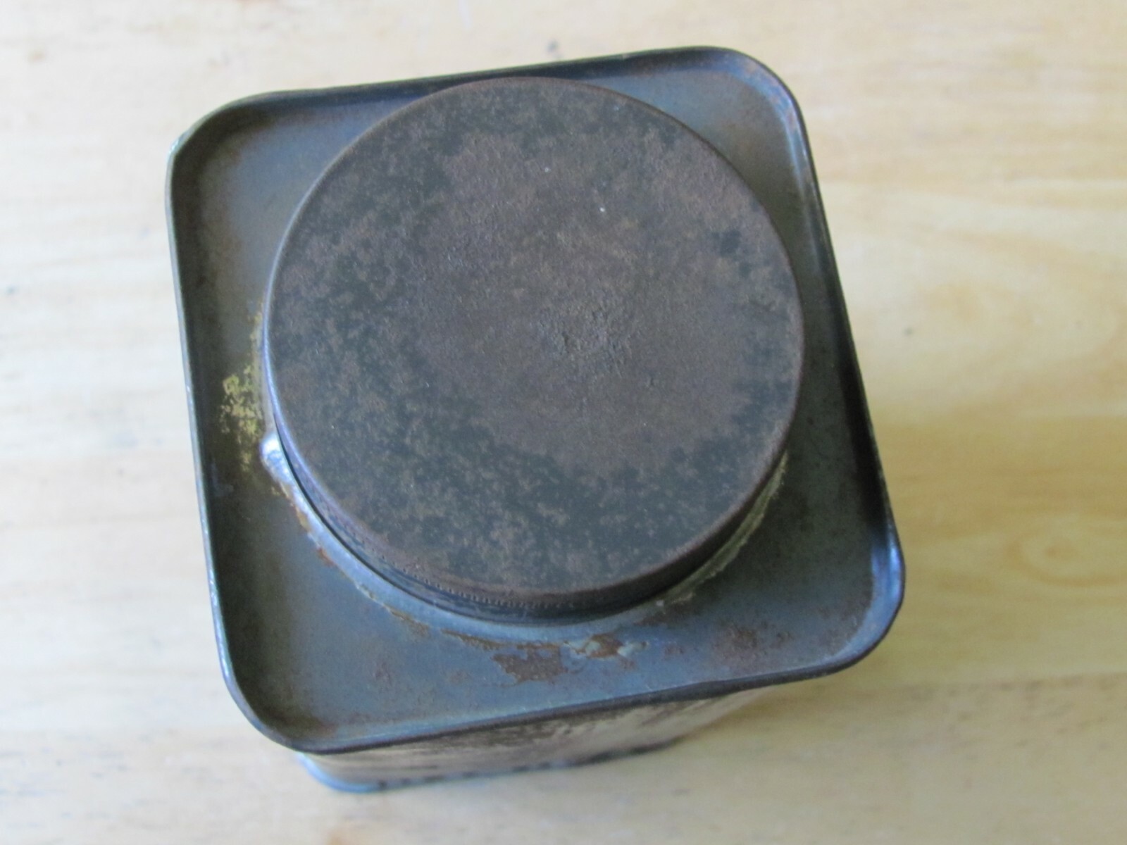 ANTIQUE TIN CAN SCREW TOP PEORIA USDA LAB , FOR GRAIN SAMPLE FARM