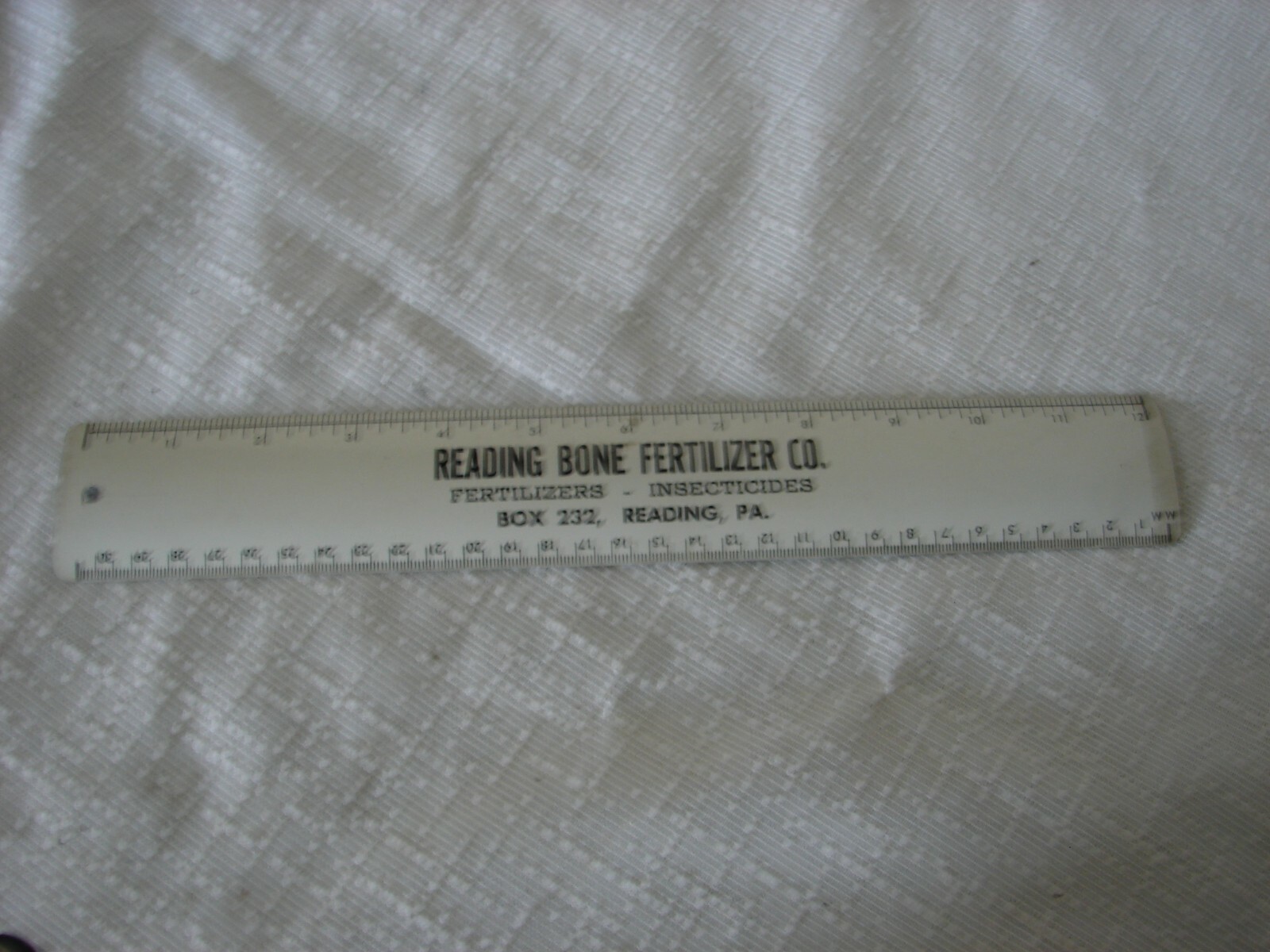 Vtg. Metal 12&Prime; Ruler Reading Bone Fertilizer Co. Reading, Pa Insecticides