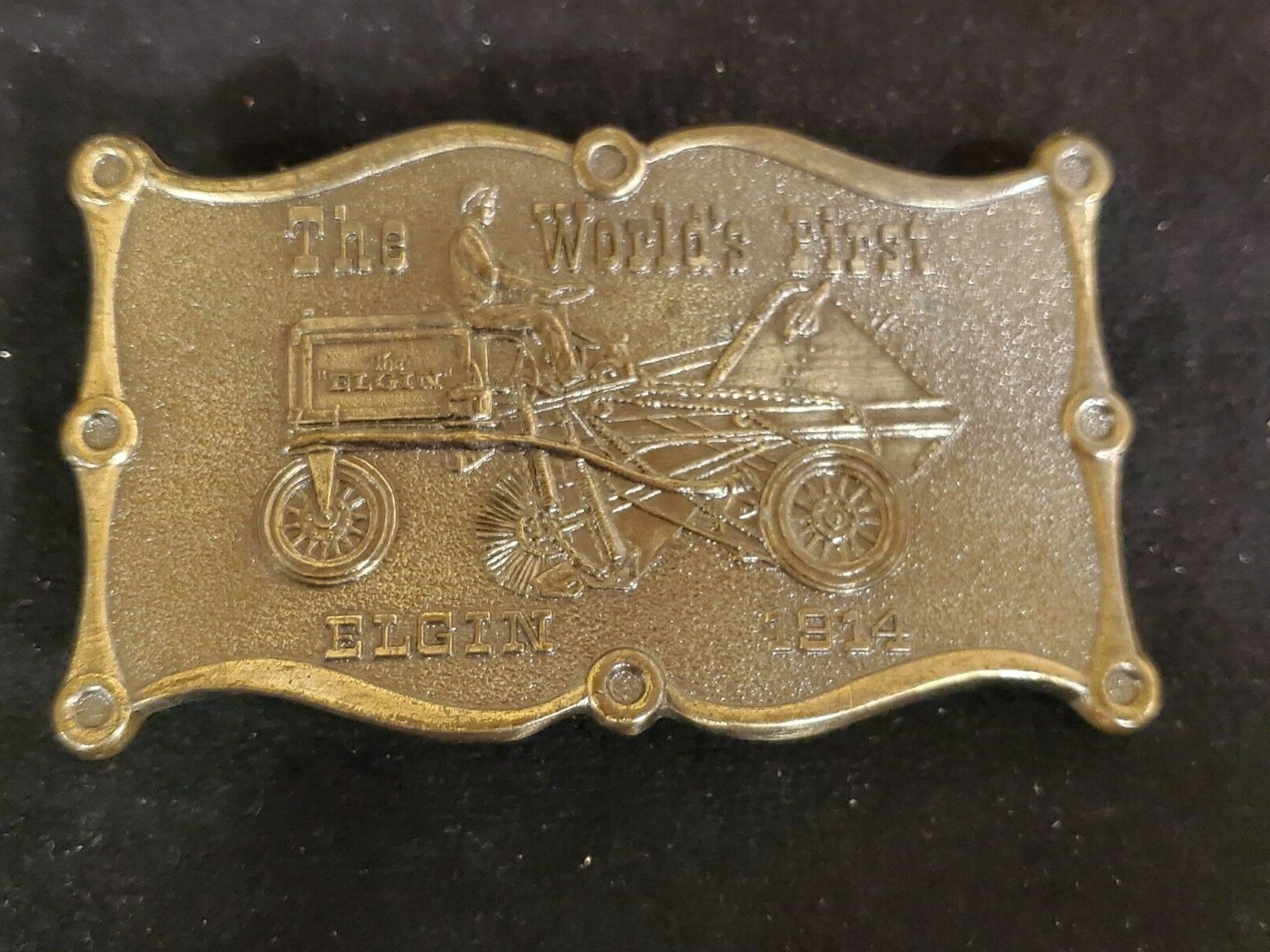 1914 Elgin Street Sweeper « The World&rsquo;s First » Brass Belt Buckle Davenport, Iowa