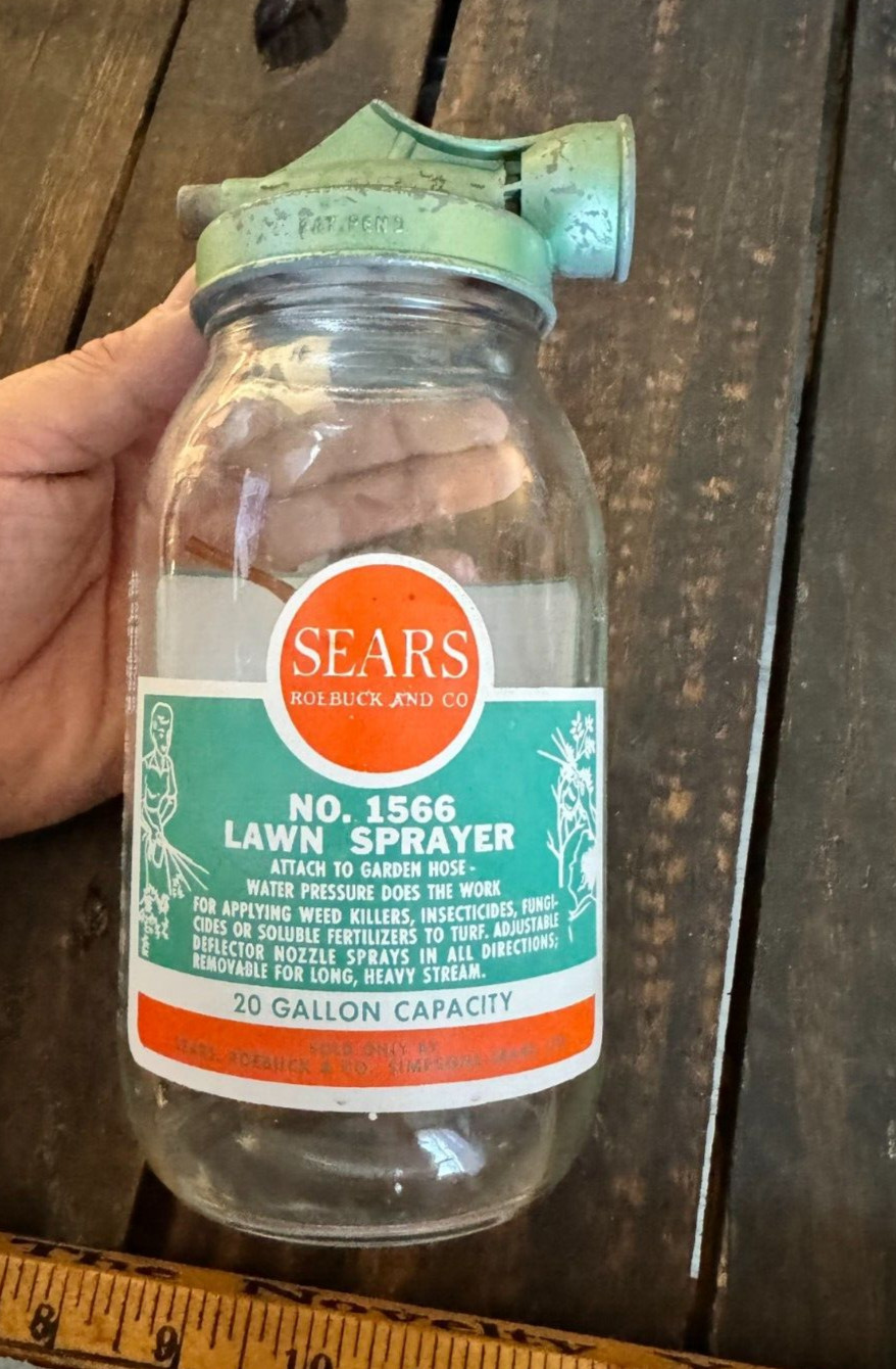 Vintage 1960&rsquo;s Metal Sears Chemical Lawn Fertilizer Glass Sprayer