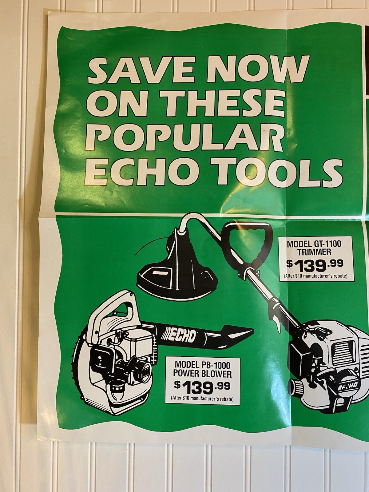 Vintage Echo Chain Saws Tools Advertising Poster Sign Green Black White 25&Prime;x22&Prime;