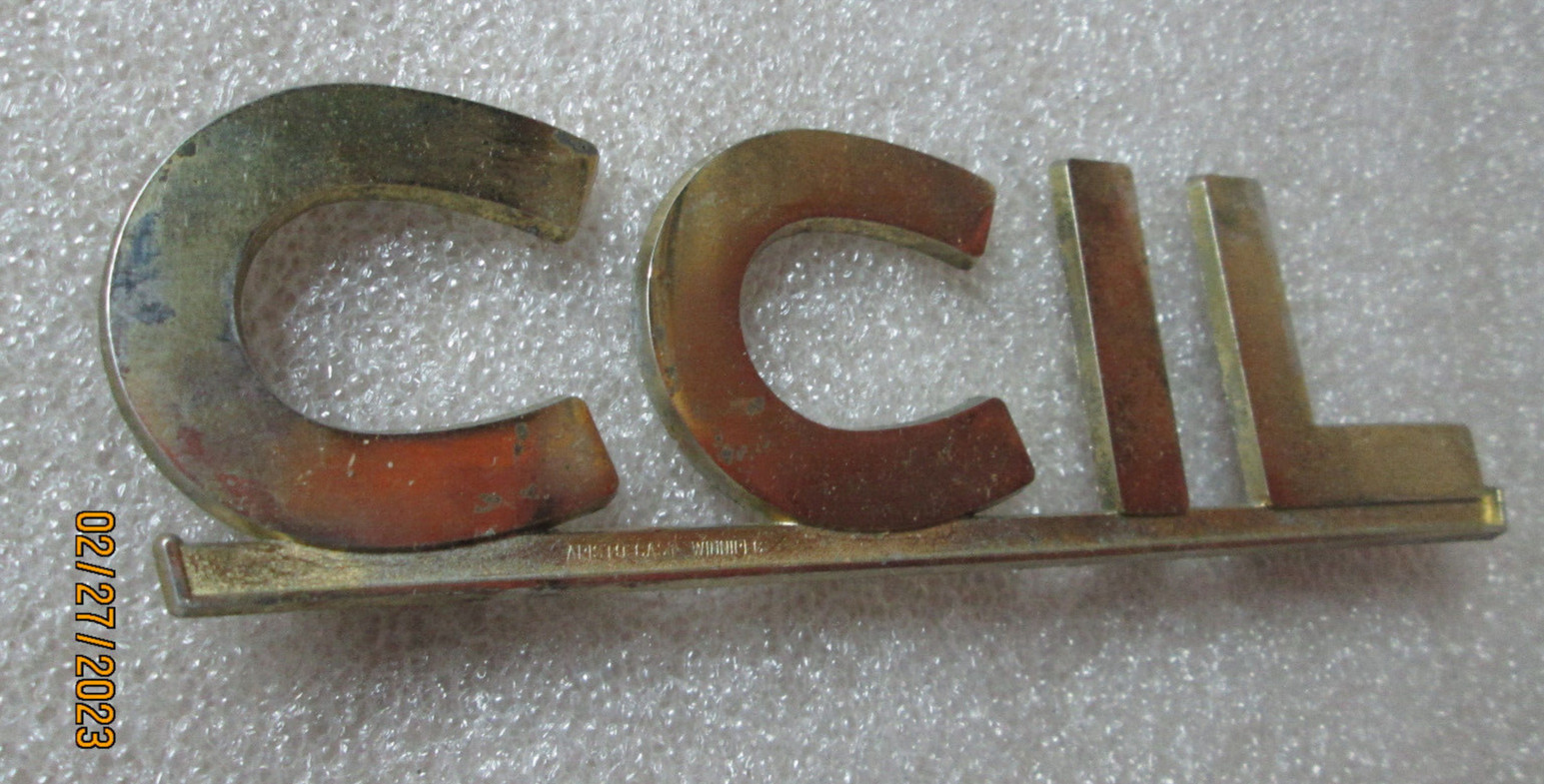 VINTAGE CCIL CO-OP TRACTOR COMBINE HOOD GRILL EMBLEM BADGE SIGN ORIGINAL OEM