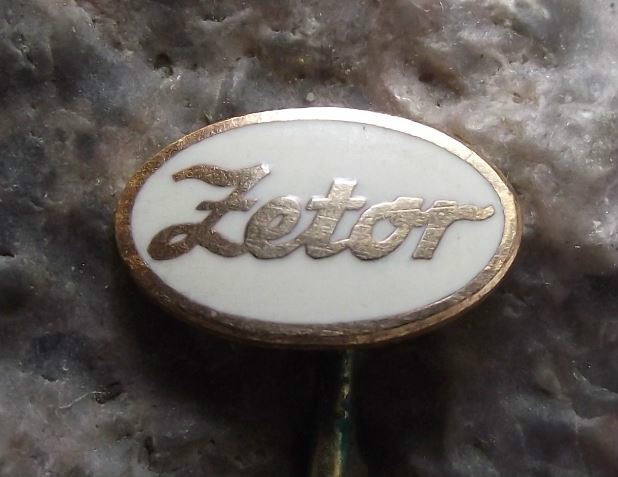 Oval Zetor Tractor Farming Farm Agricultural Machines Advertising Pin Badge