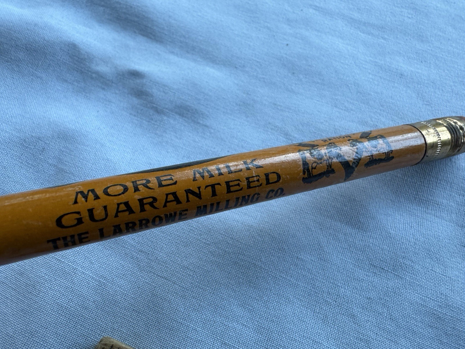 1940&rsquo;s Large Pencil Larro Dairy Cow Larrowe Milling Co Detroit Michigan Farming