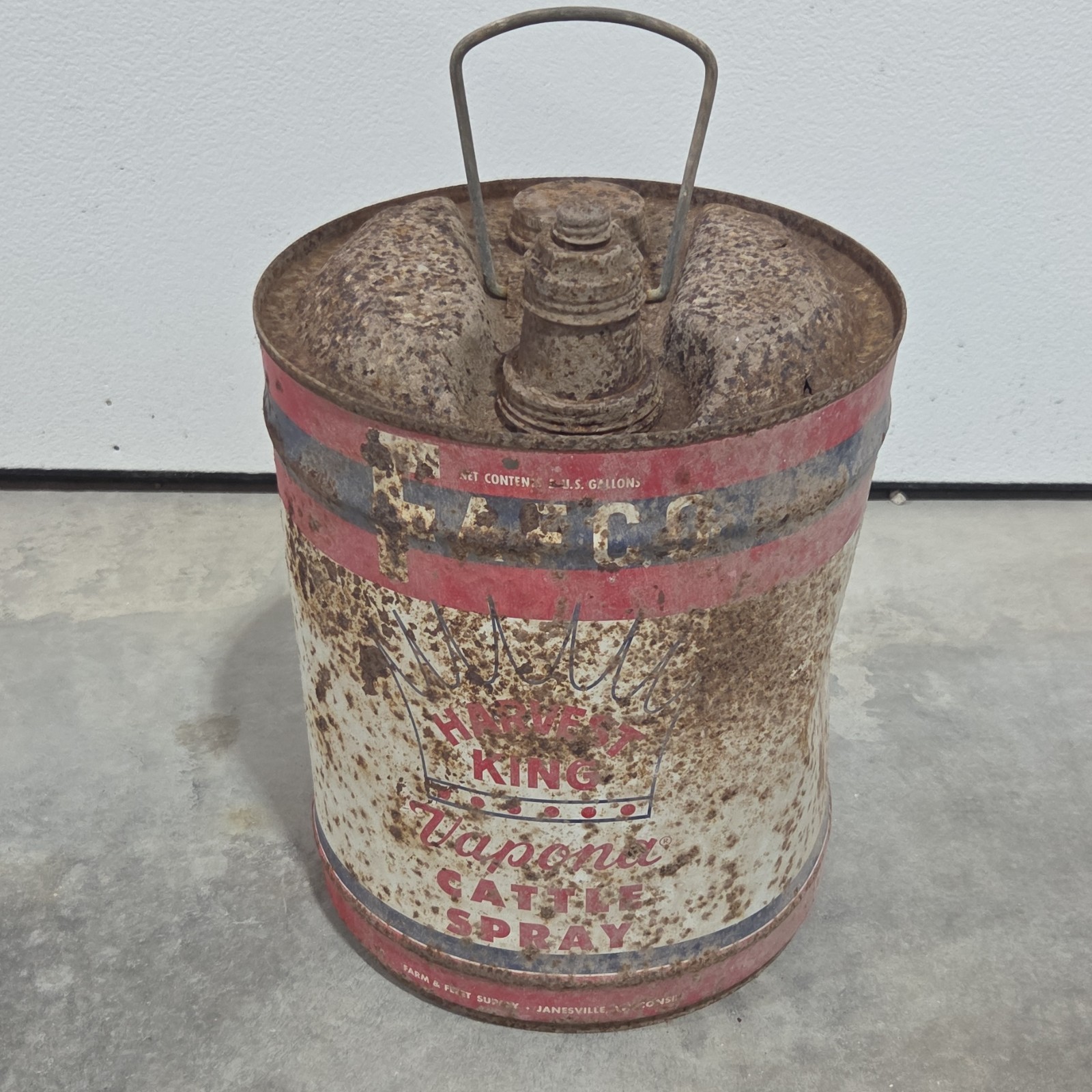 Harvest King Vapona Cattle Spray Advertising Can Red White Blue Rust