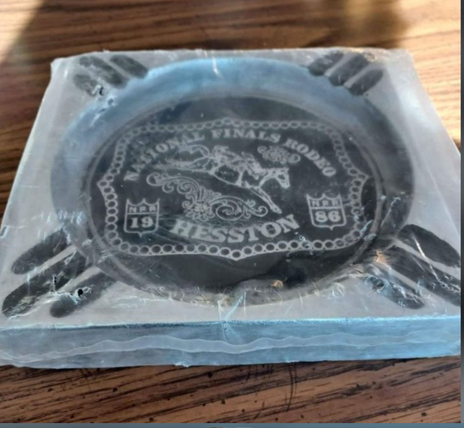 Brand New-HESSTON NFR Rodeo Bareback Riding 1986 Collector Ashtray Anniv Series