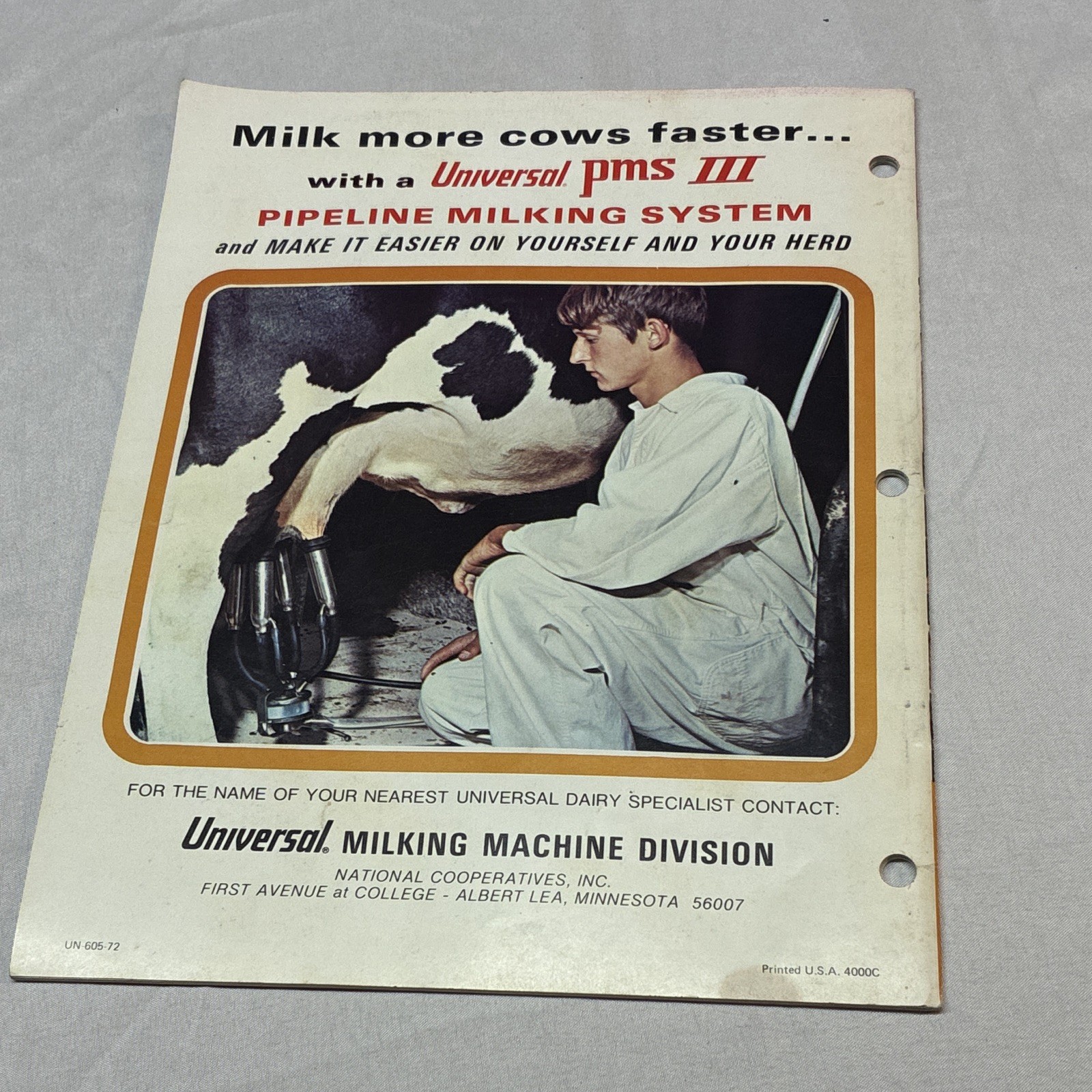 Universal PMS III Pipeline Milking System 1972 Advertising Brochure