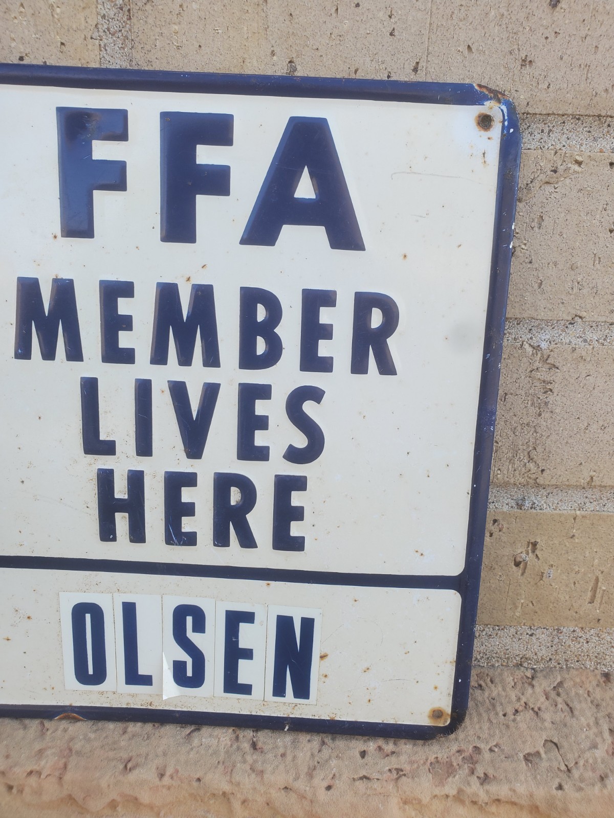 13-1/2&Prime; X 9-1/2&Prime; Metal Sign FFA Member Lives Here Vocational Agriculture Farmers