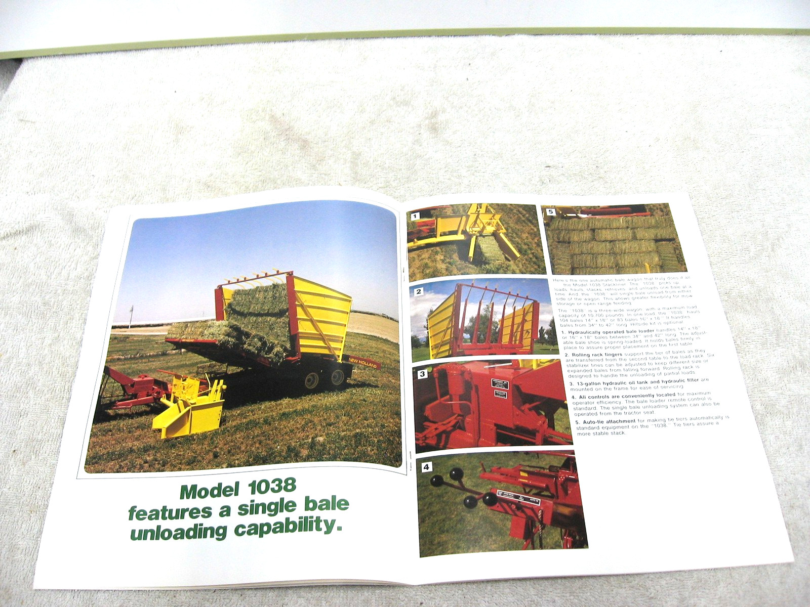 VINTAGE 1980 NEW HOLLAND SELF PROPELLED AUTOMATIC BALE WAGON BROCHURE 1002 1068