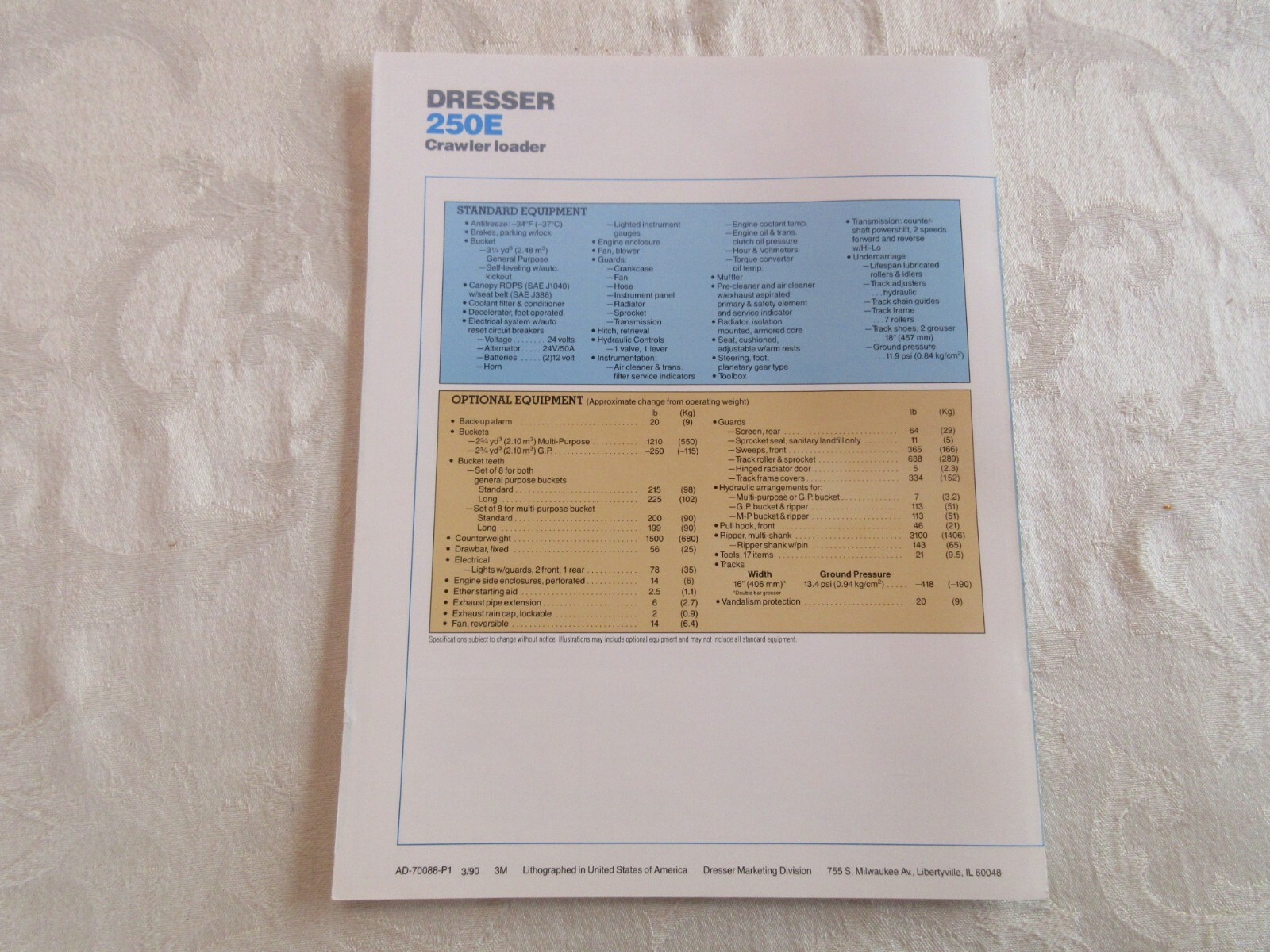 1990 Dresser 250E Crawler Loader Brochure 4 Page