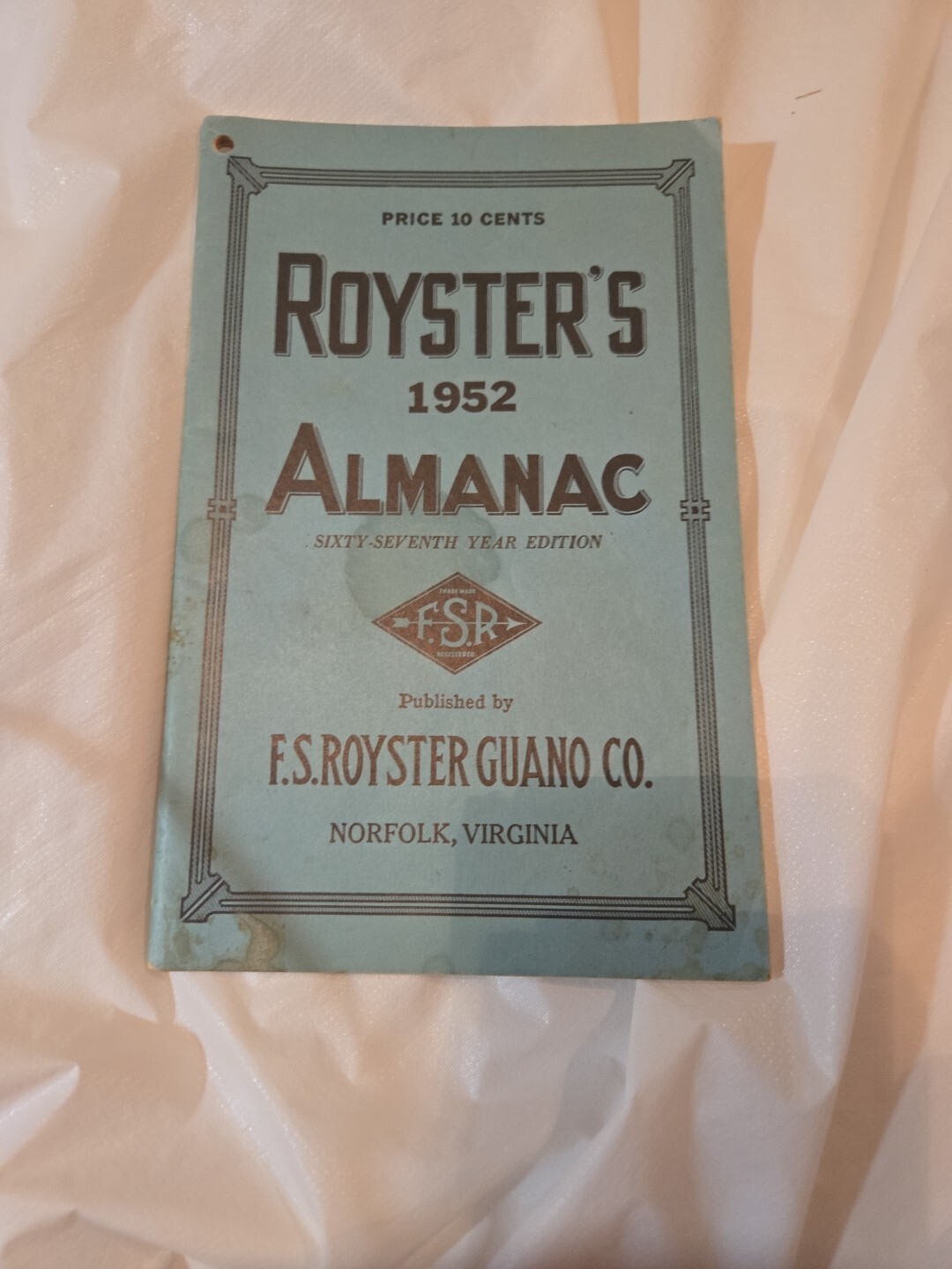 Vintage 1952 F.S.Royster Guano Farmer&rsquo;s Pocket Almanac Notebook