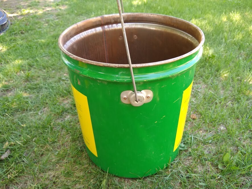 Vintage 1970s Watkins Backrubber Oil 5 gallon metal pail Ronnel insecticide farm