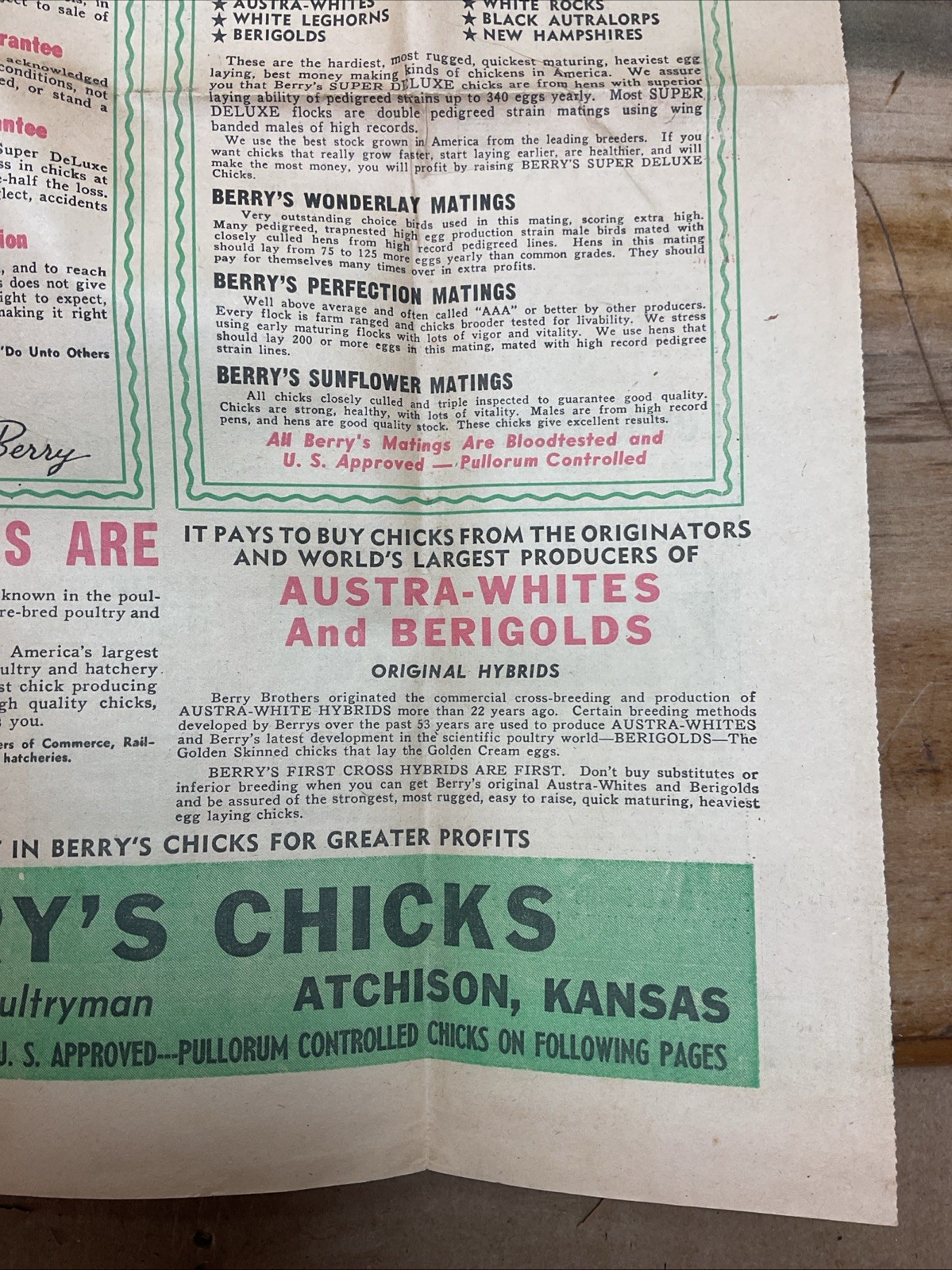 1940s Berrys Chicks Atchison Kansas Poultry Farm Advertisements Newspaper B26