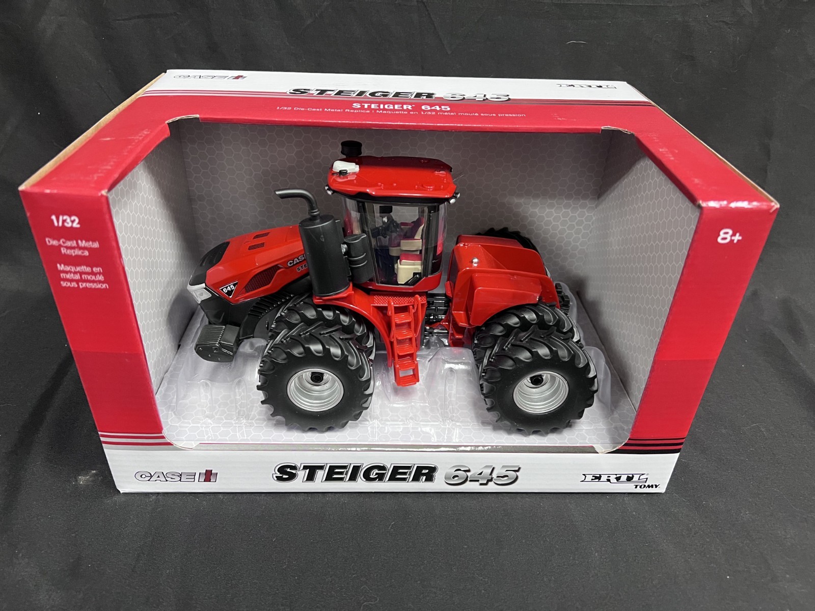CASE IH STEIGER 645 1/32 SCALE ZFN44366