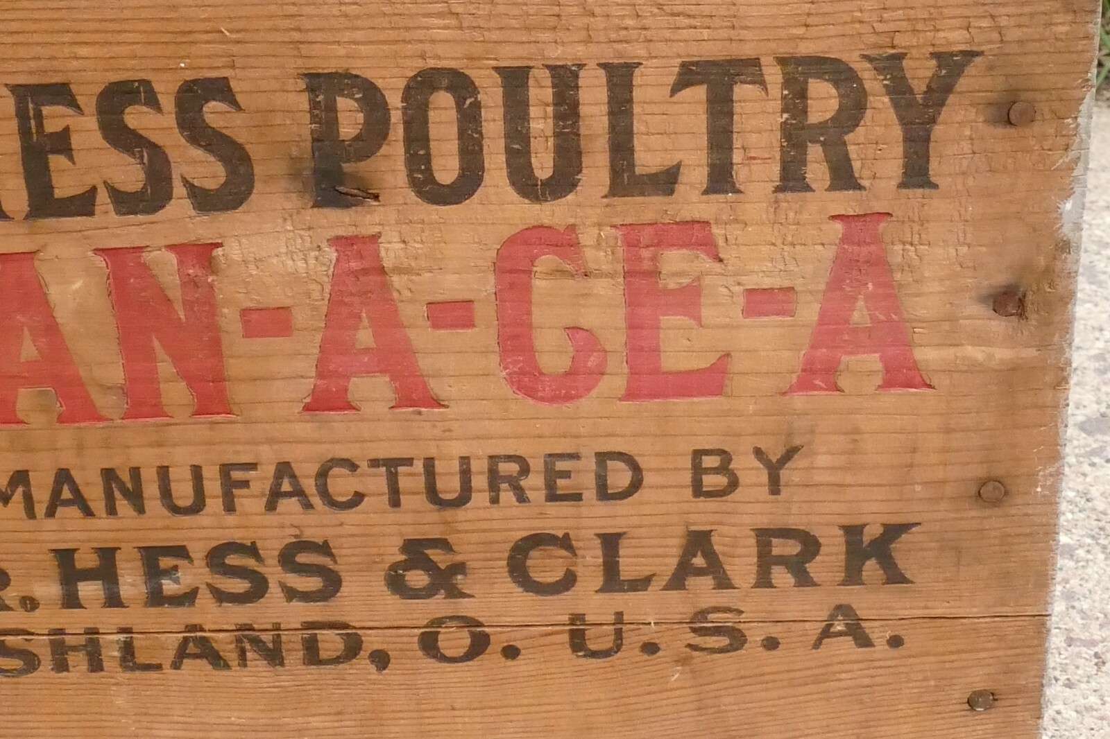 Vintage Dr Hess & Clark Poultry Wood Egg Crate Box Advertising Ashland, Ohio