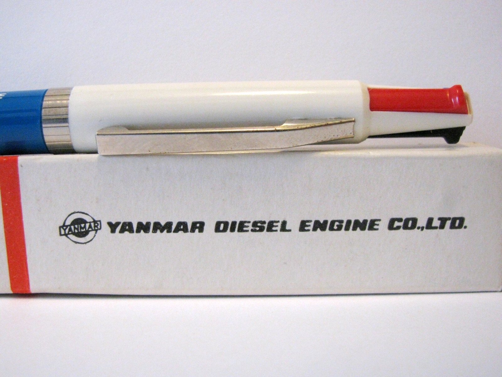 YANMAR DIESEL ENGINE COMPANY LTD Tri-Colored Ink Pen Advertising Collectible jd
