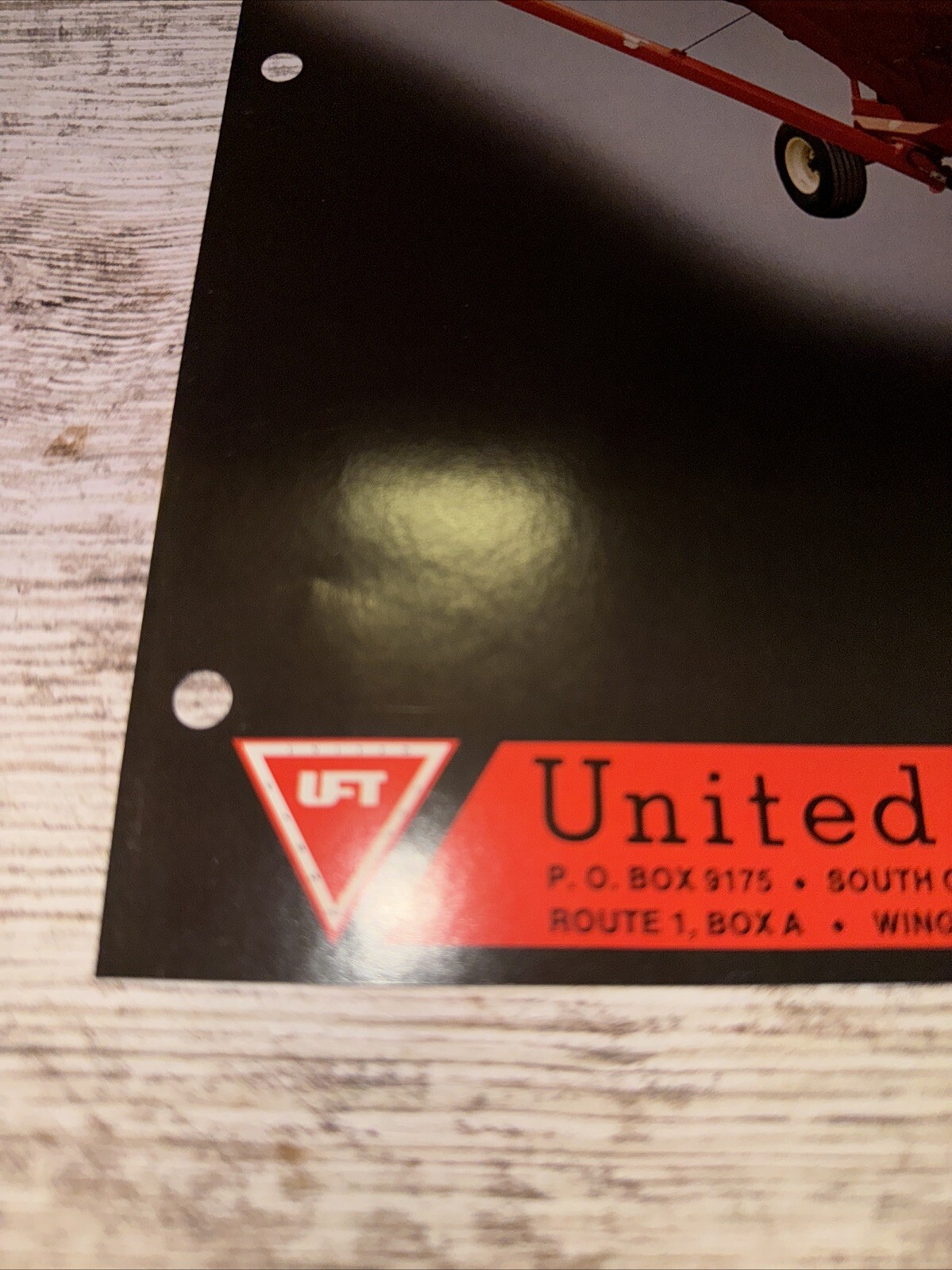 United Farm Tools Inc Gravity Box Tailgate Auger Brochures Oelwein Iowa DP