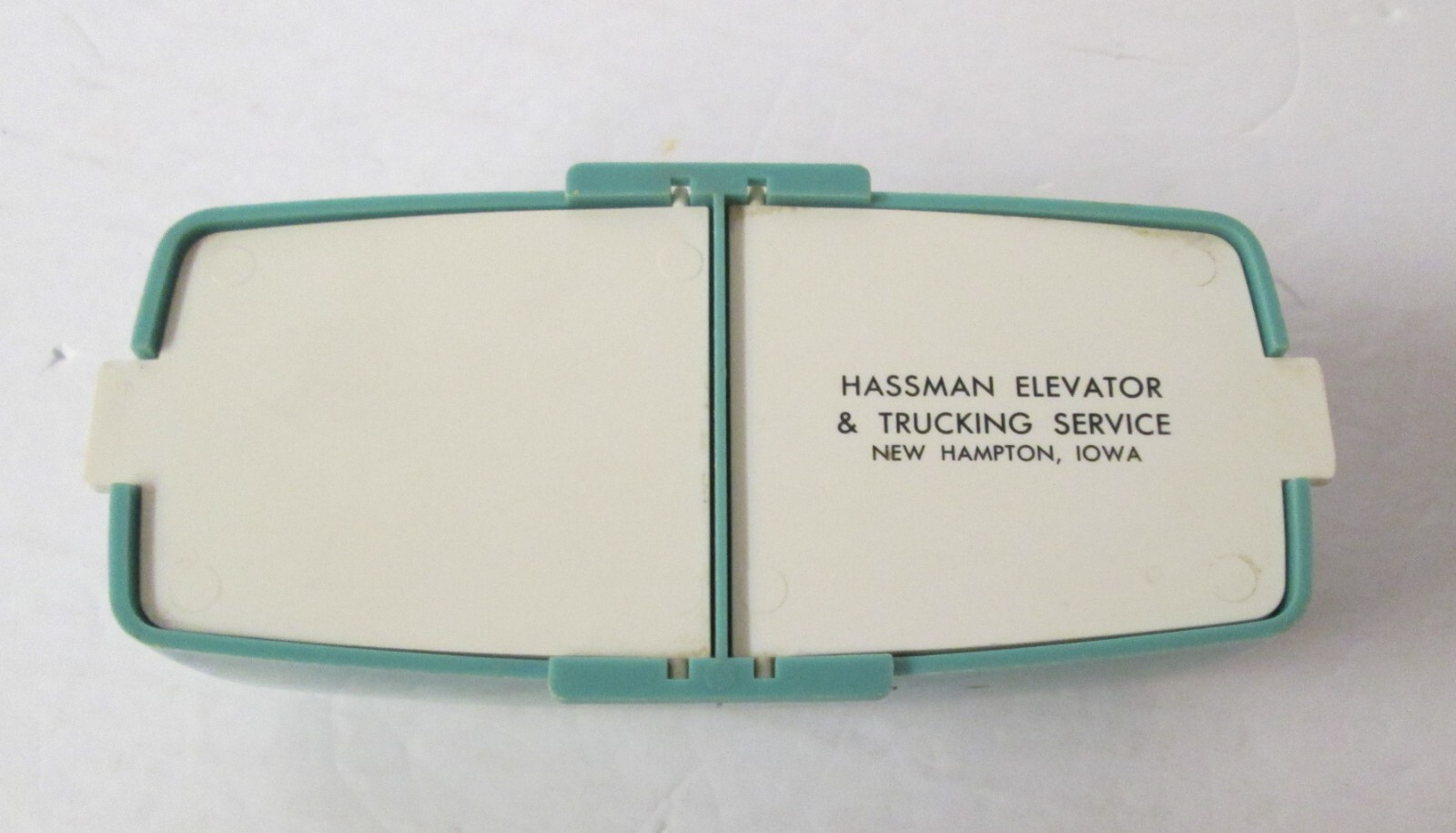 vtg Hassman Elevator & Trucking New Hampton IA Remembrance plastic adv dish rj